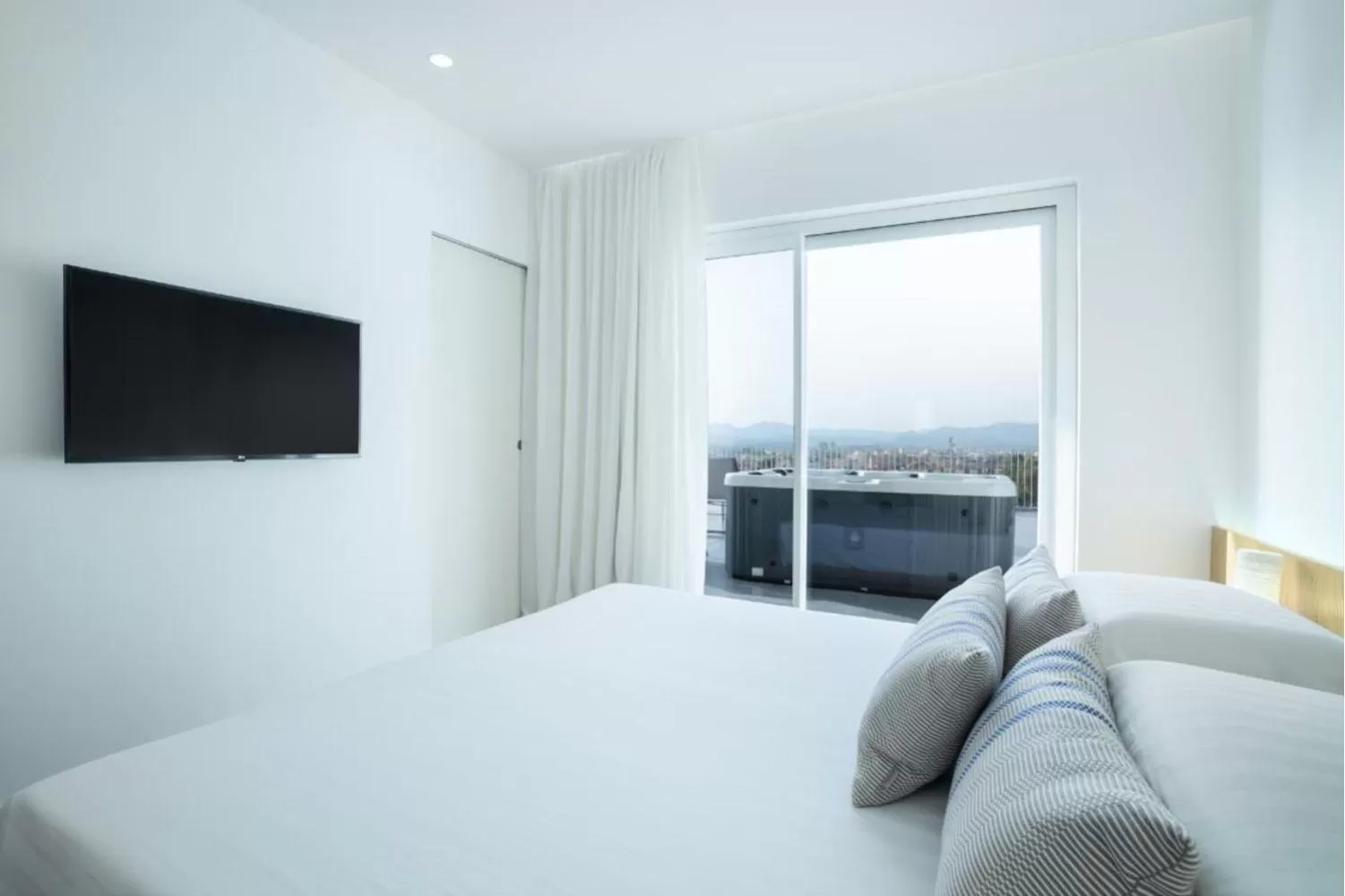 Bedroom, Bed in Felix Hotels - Hotel Felix Olbia