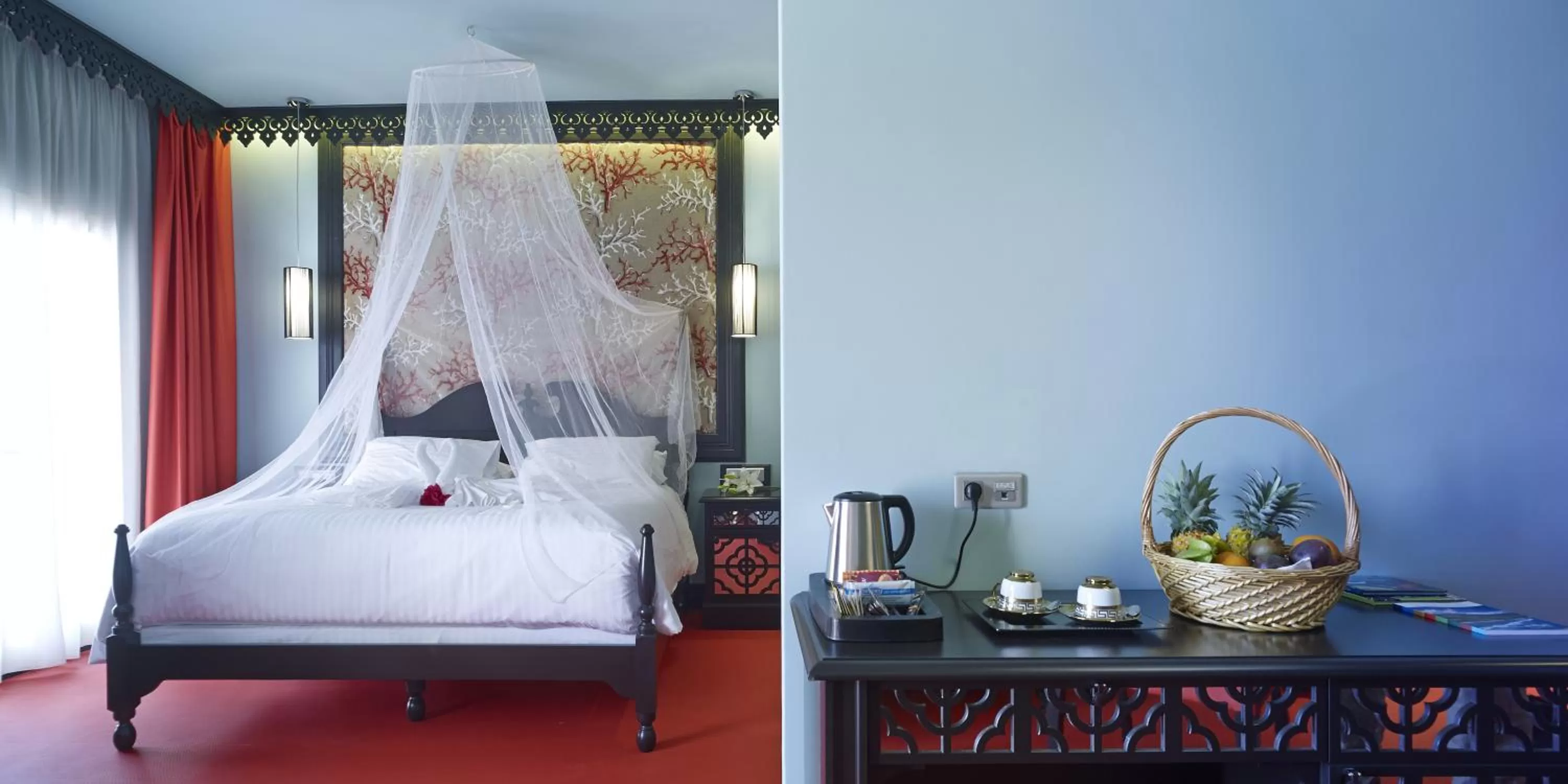 Seating area, Bed in Villa Delisle Hôtel & Spa