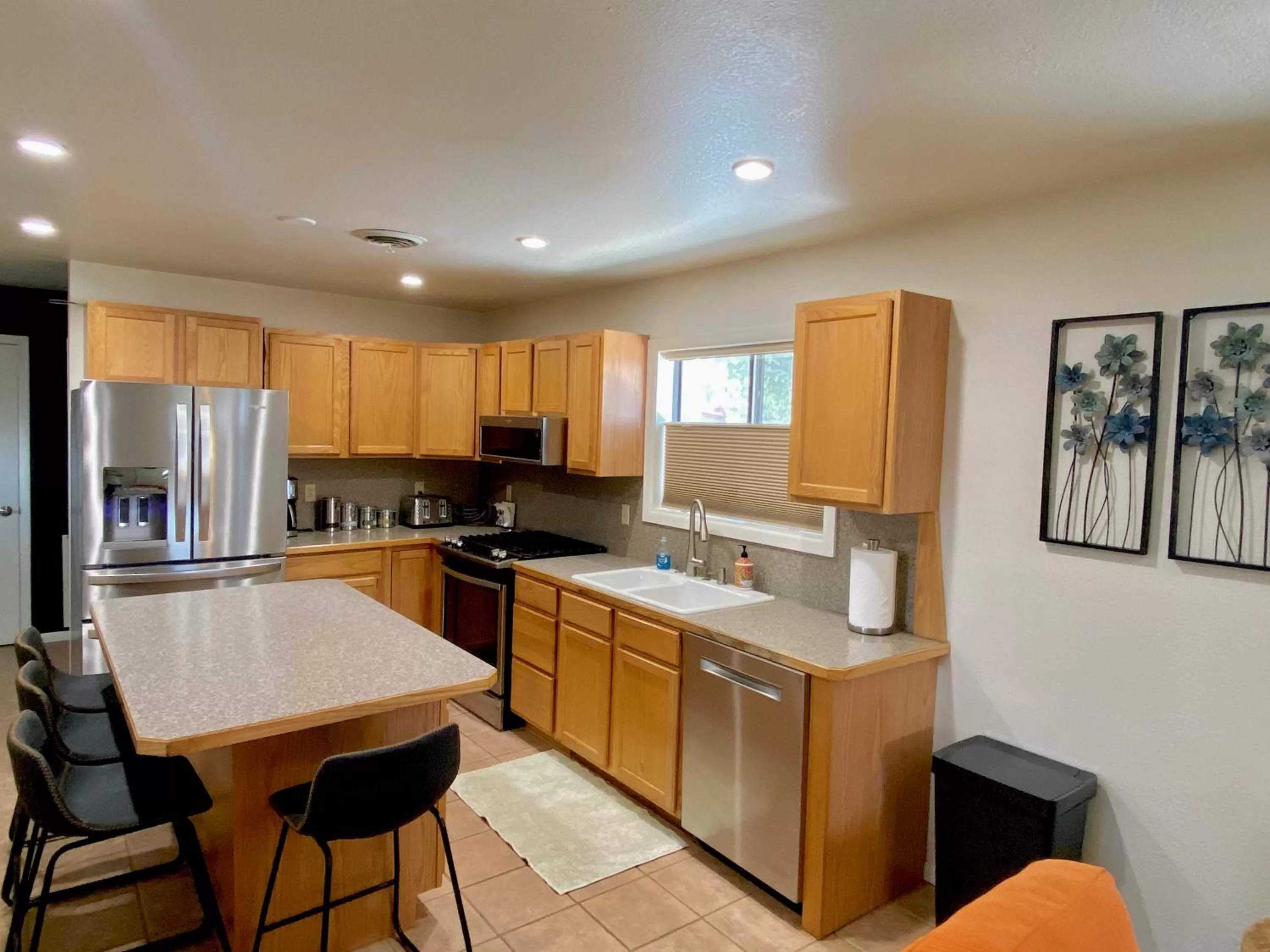 Dining area in Greybull Motel