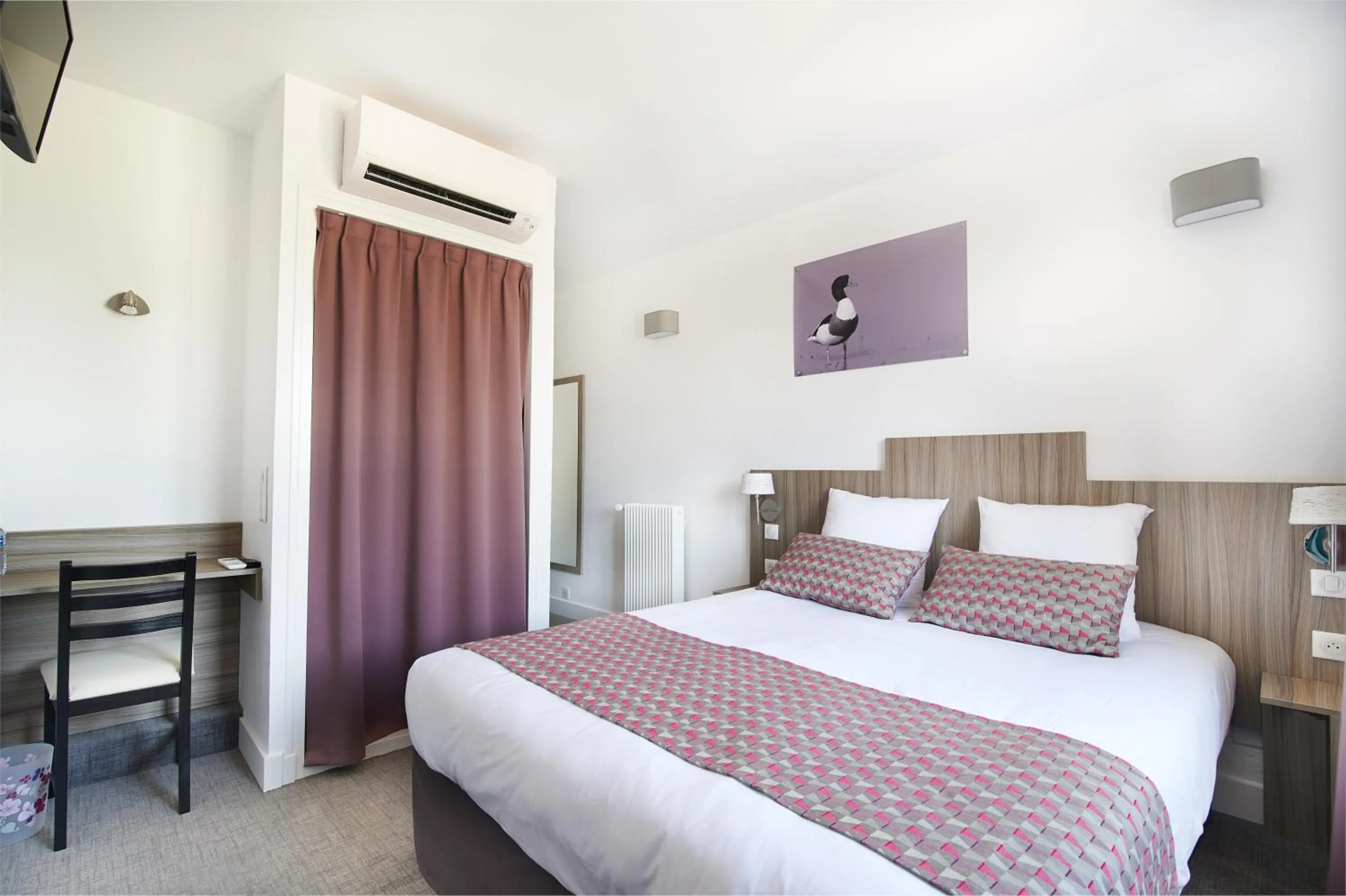 Double Room with Canal View in Maison des Croisades