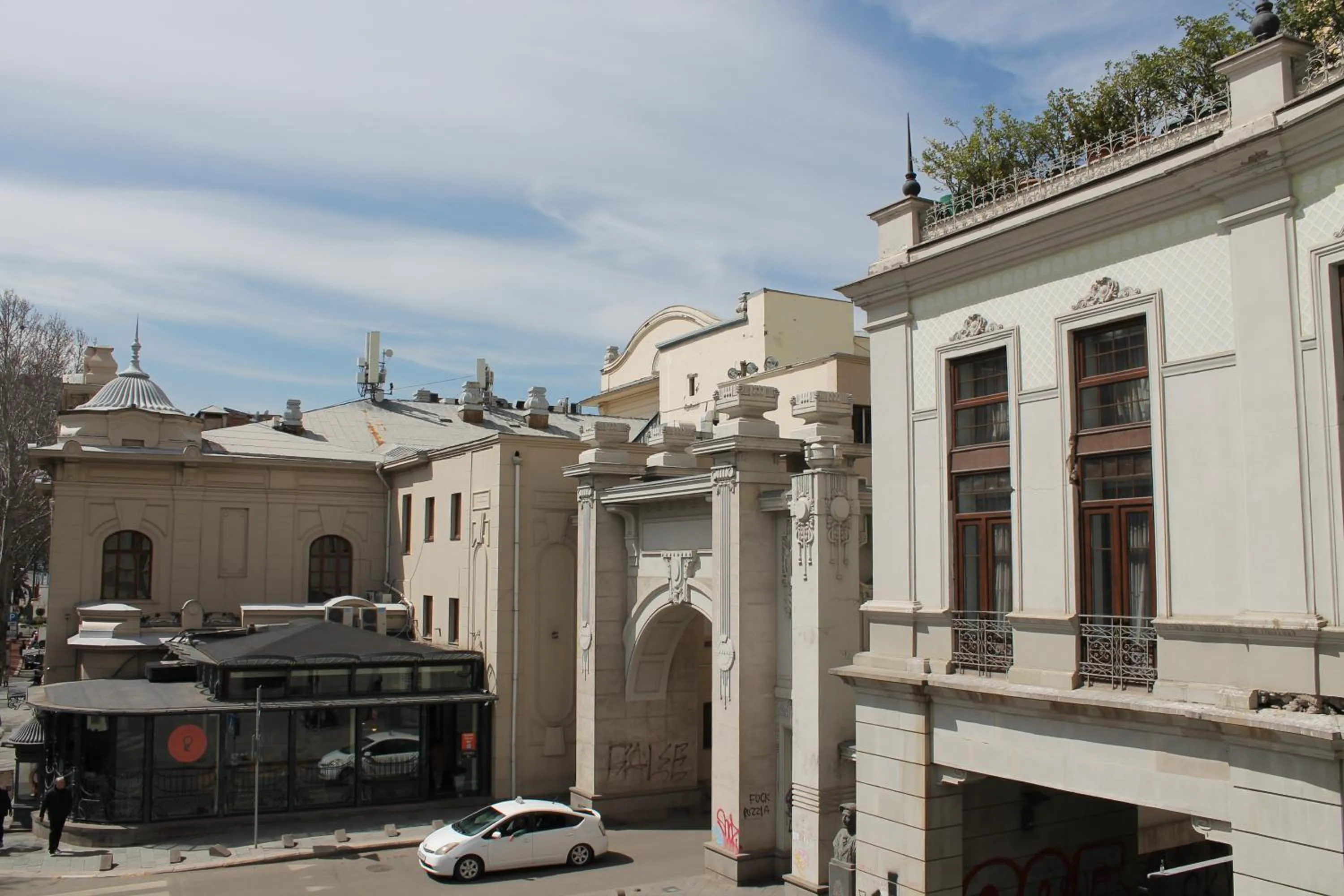 City view in Redline Hotel