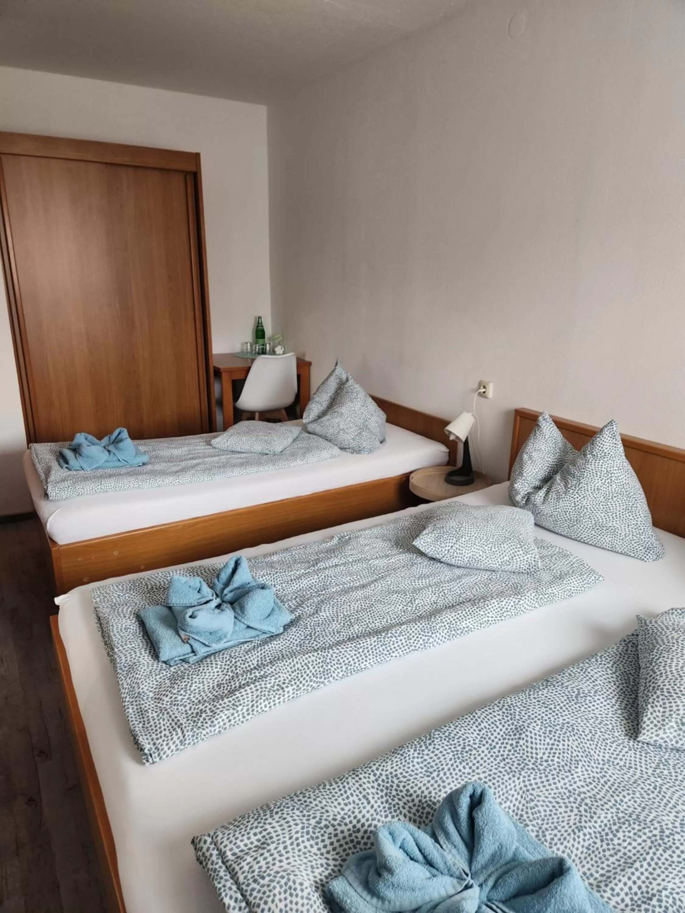 Bed in Mainstern Hotel