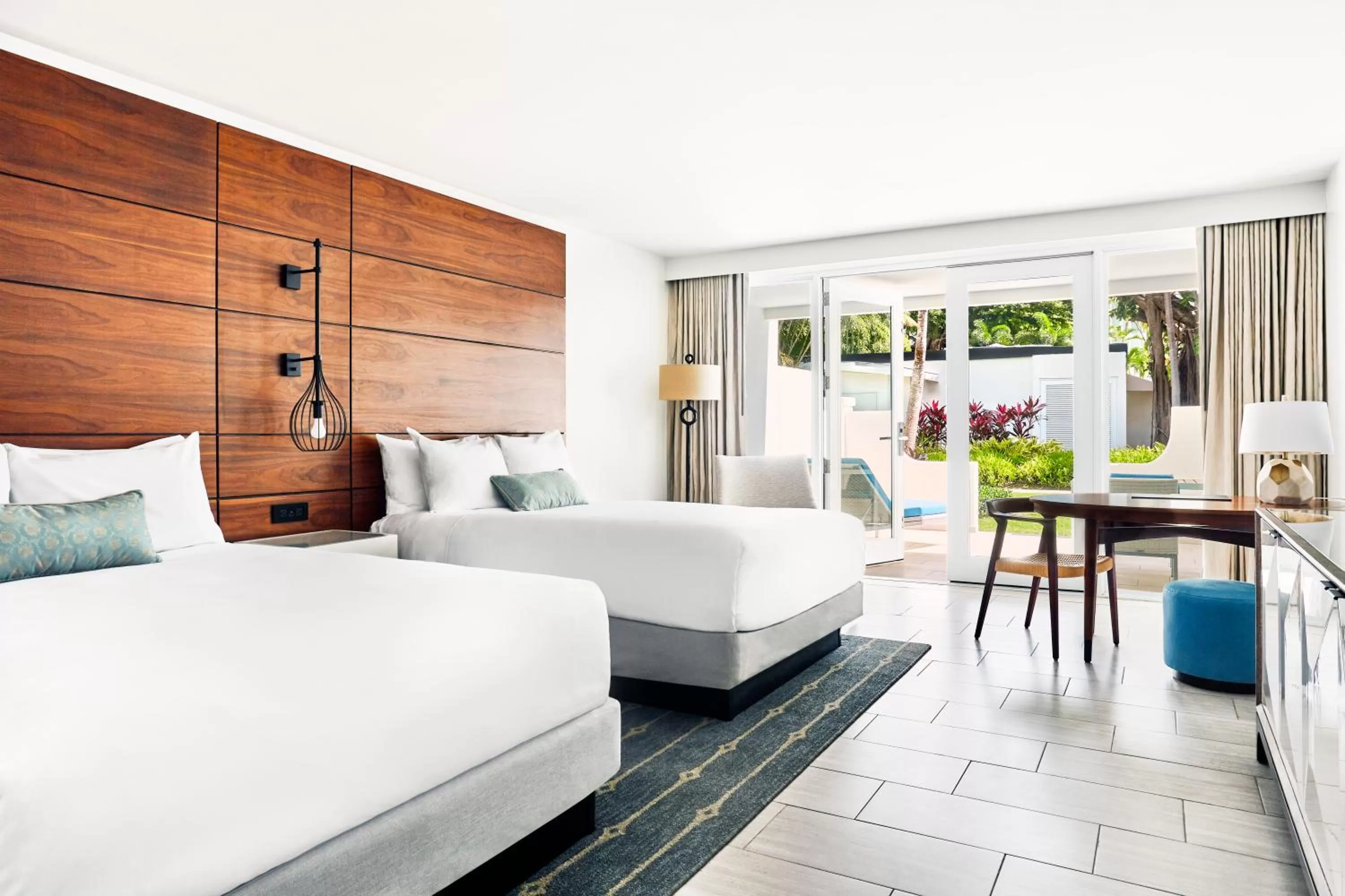 Photo of the whole room, Bed in Fairmont El San Juan Hotel