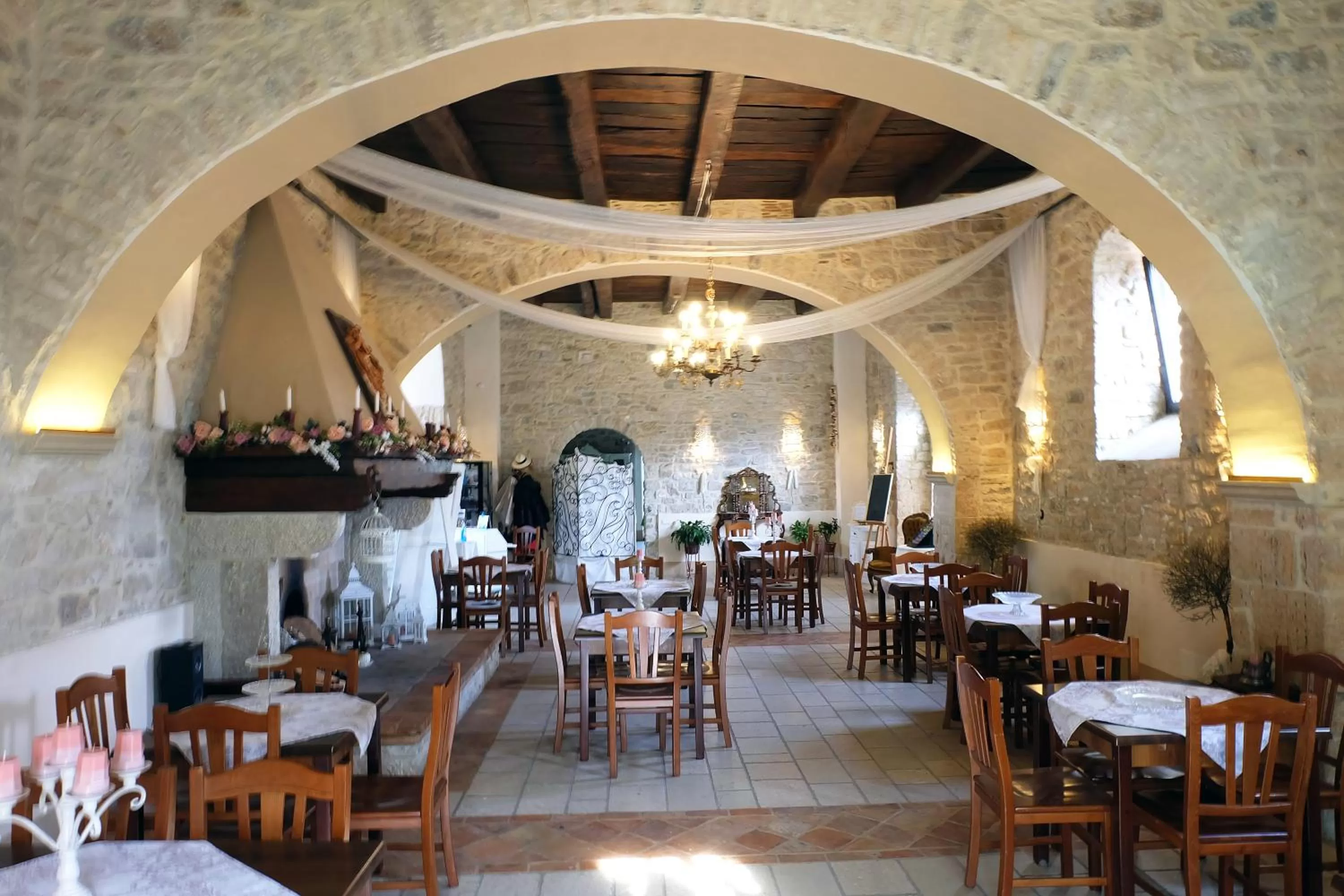 Restaurant/places to eat in Antica Taverna del Principe
