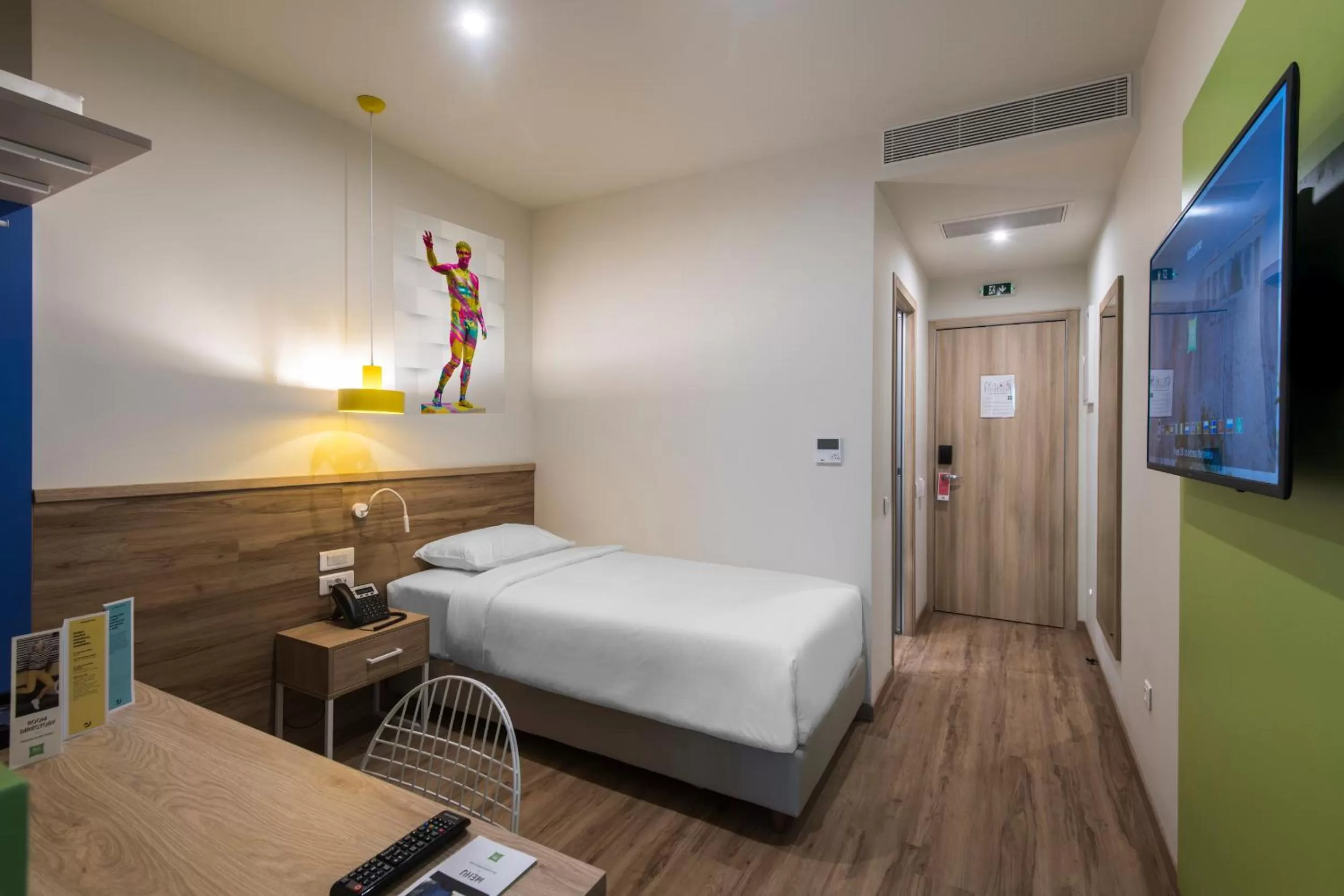 Bed in ibis Styles Athens Routes