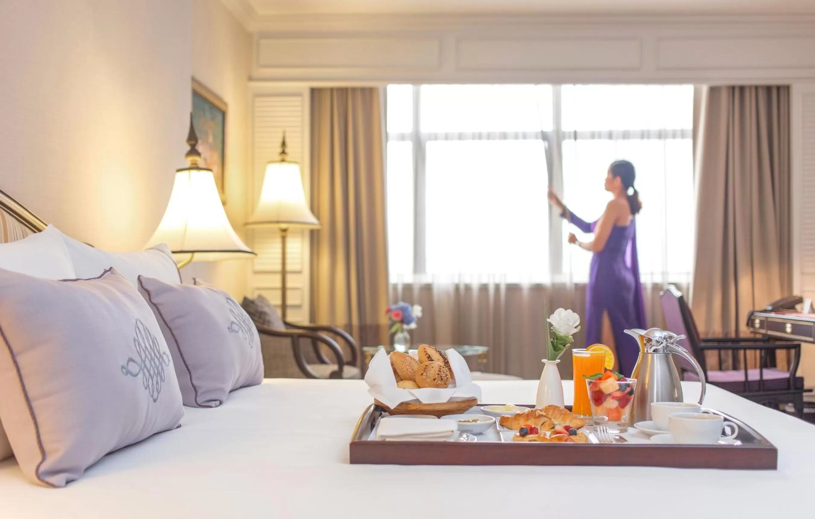 Bedroom, Bed in The Sukosol Hotel