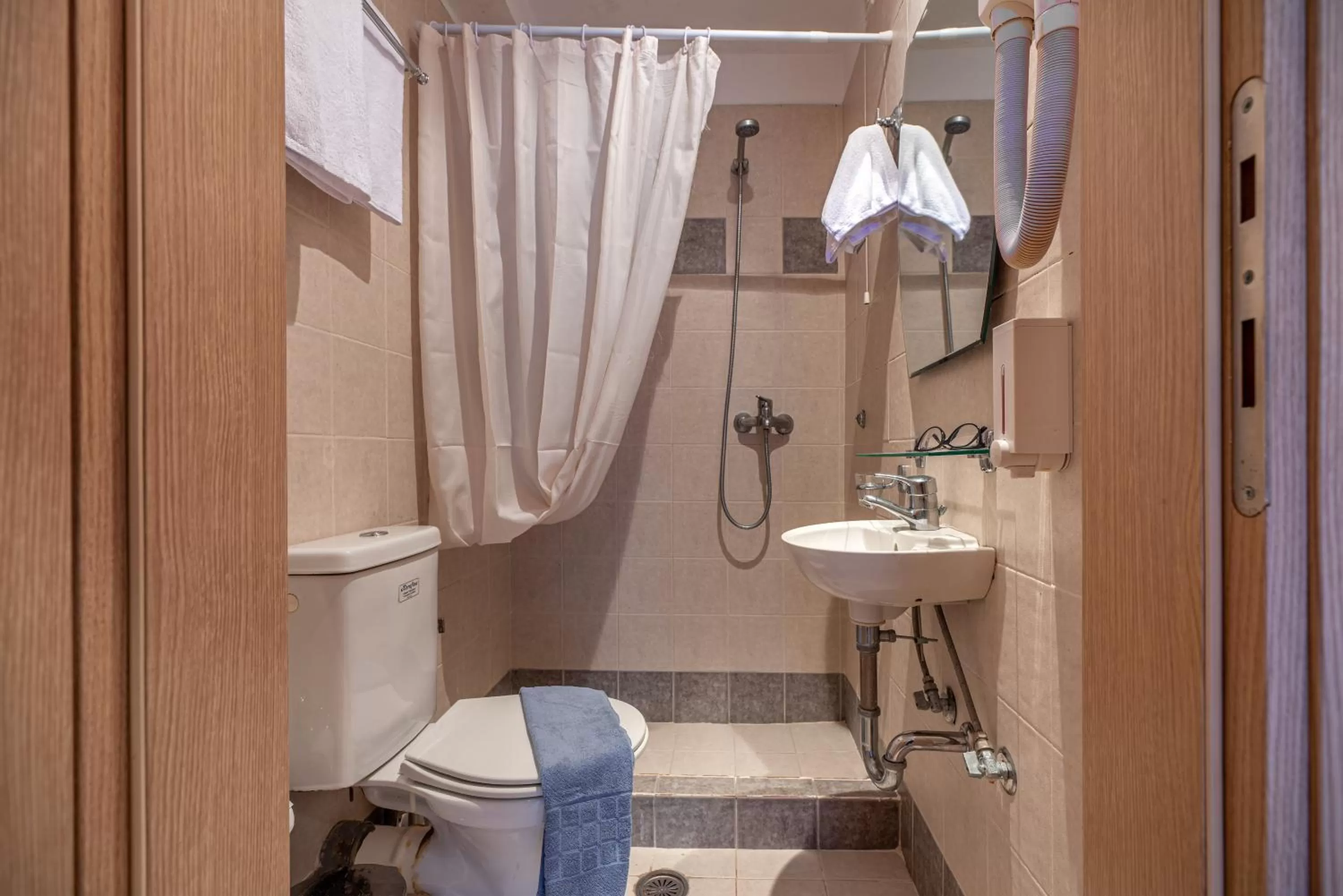 Bathroom in Zen Hotel