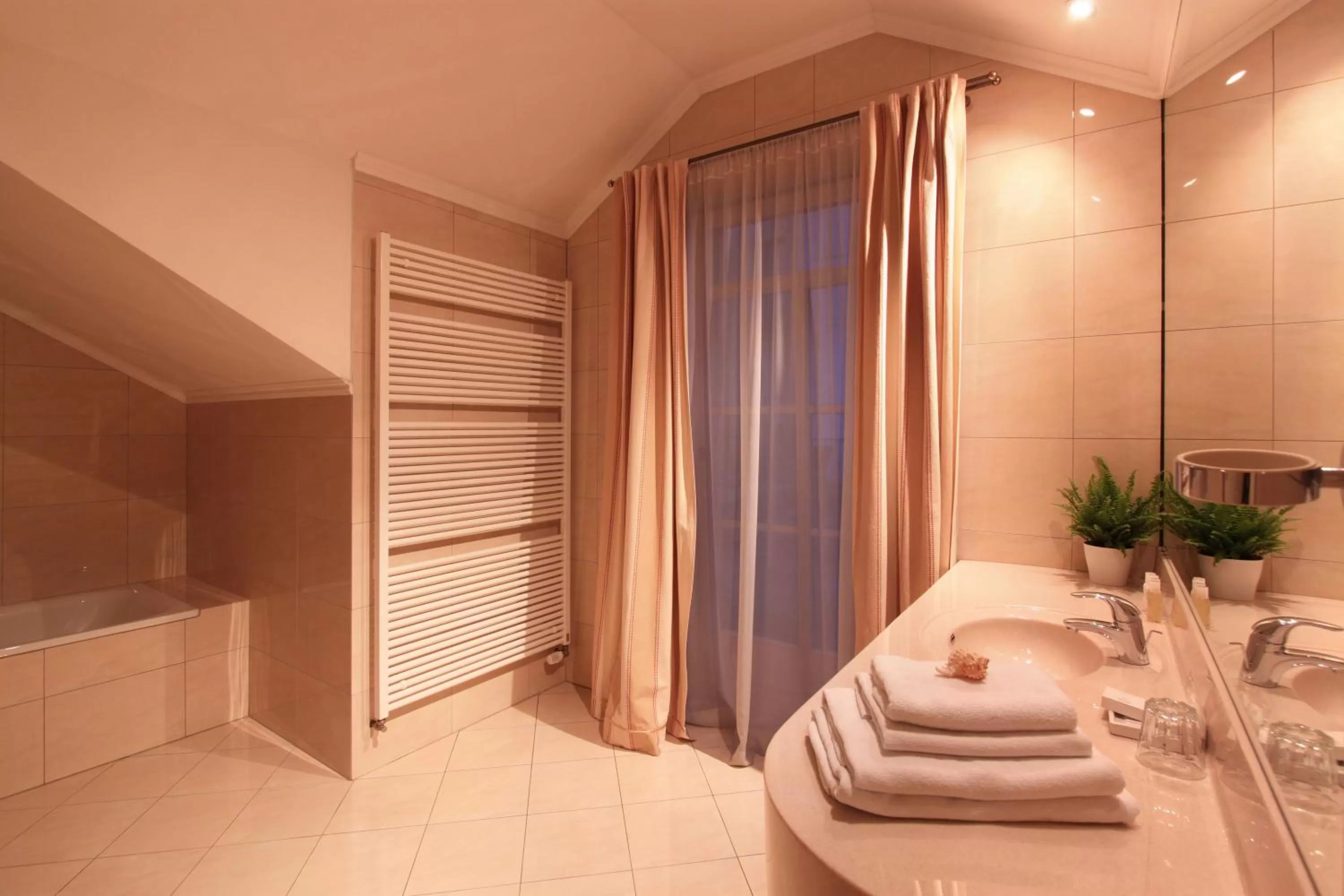 Bathroom in Hotel Angelis