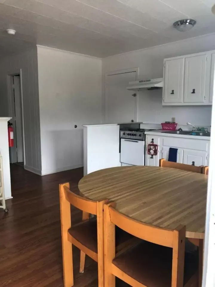 Queen Studio in Swell Motel Queen Studio in Swell Motel