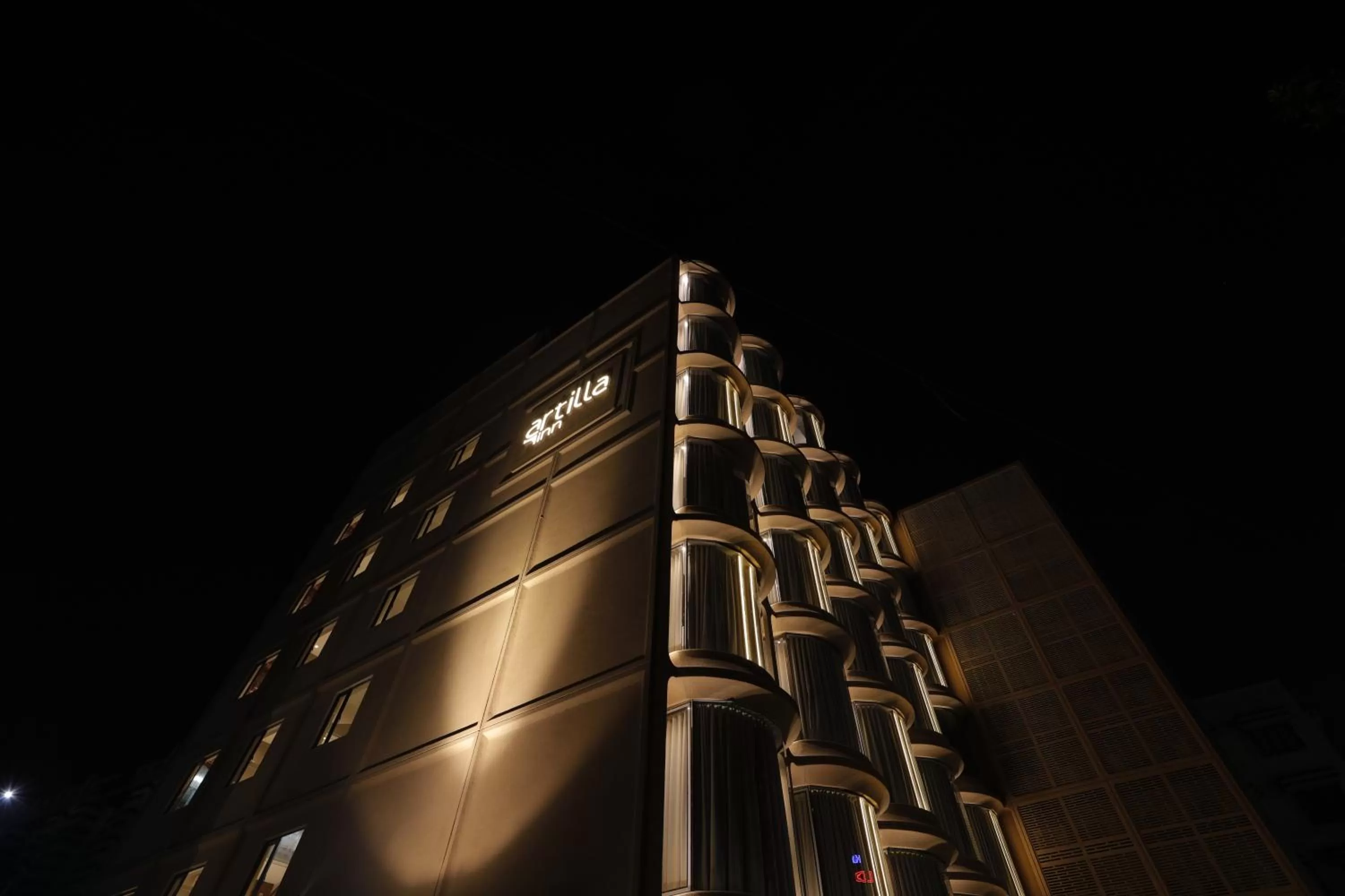 Property building in Artilla Inn