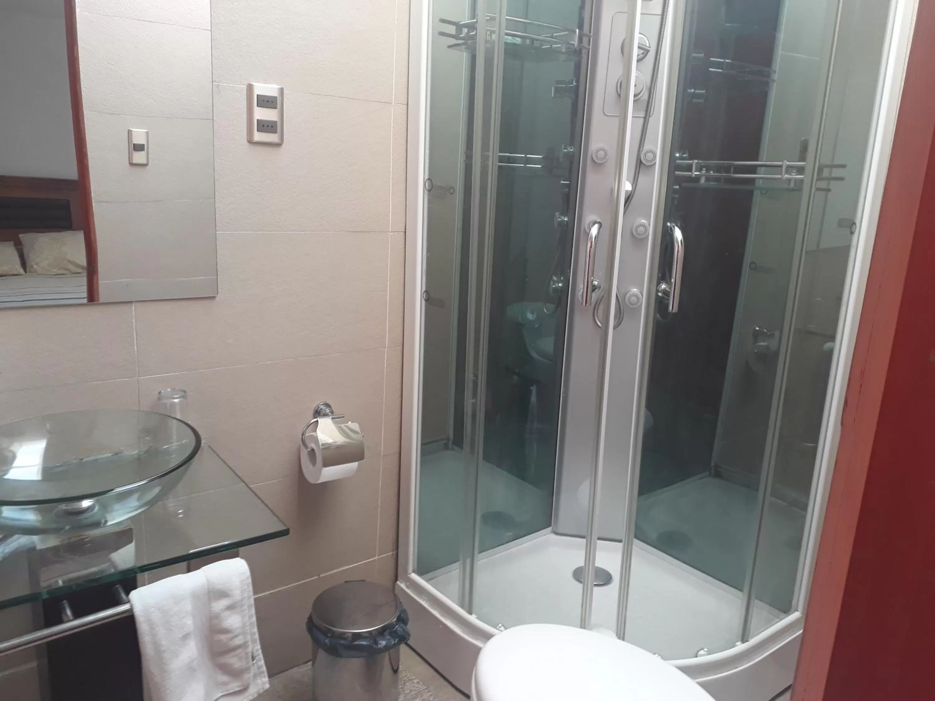 Shower in Nubes Hotel