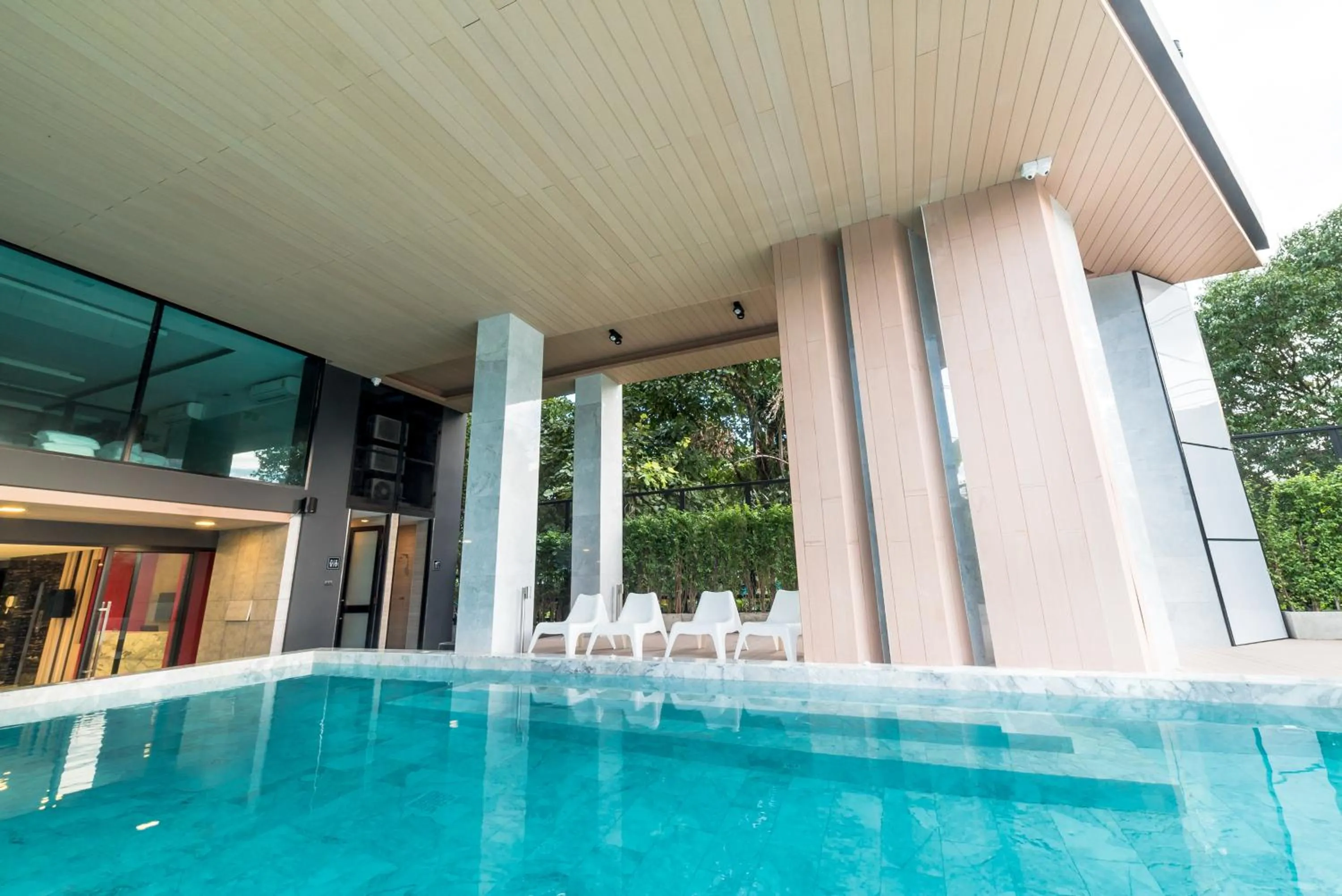 Decorative detail in Pause and Play Hotel