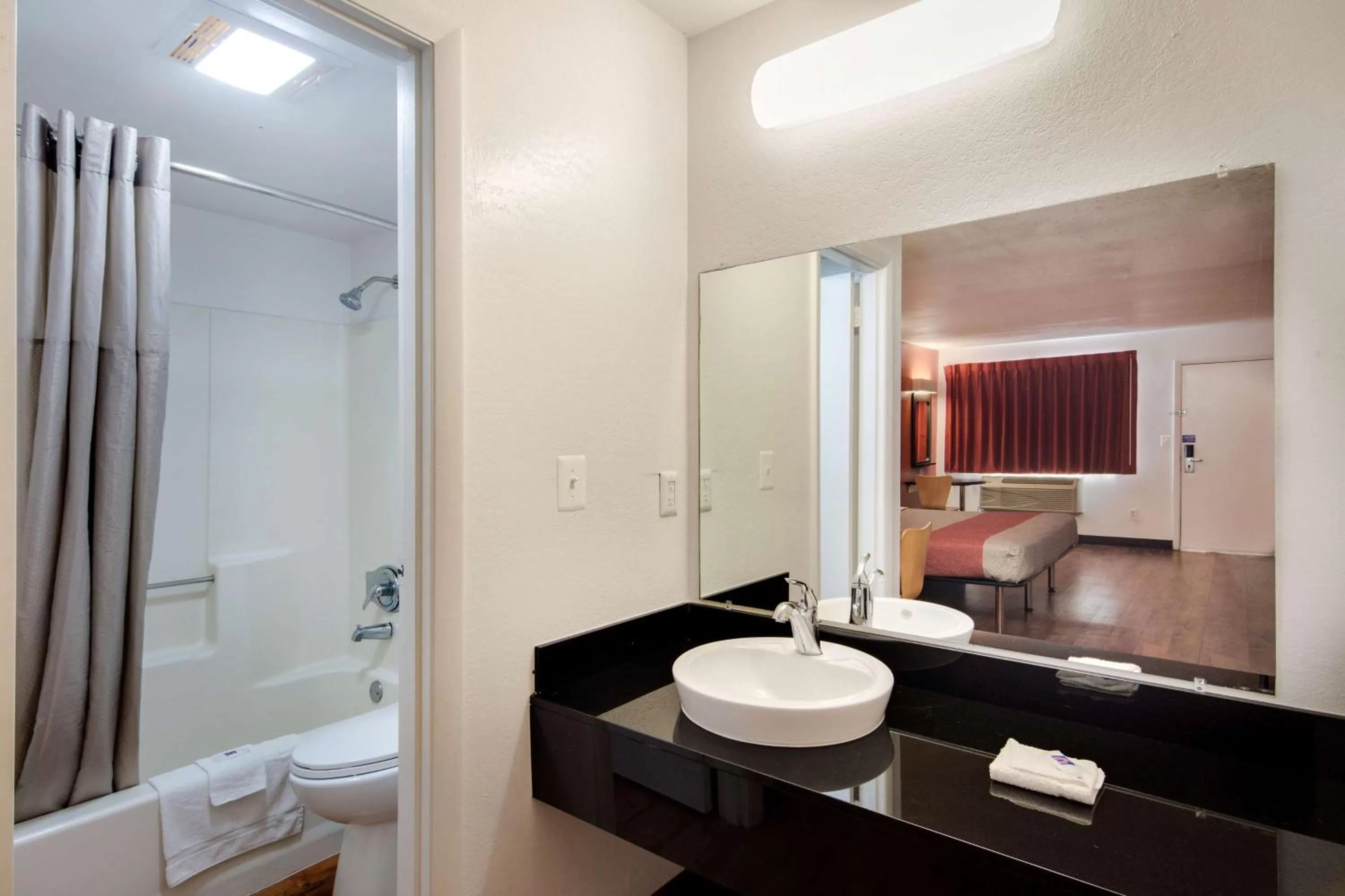 Bathroom in Motel 6-Bremen, GA