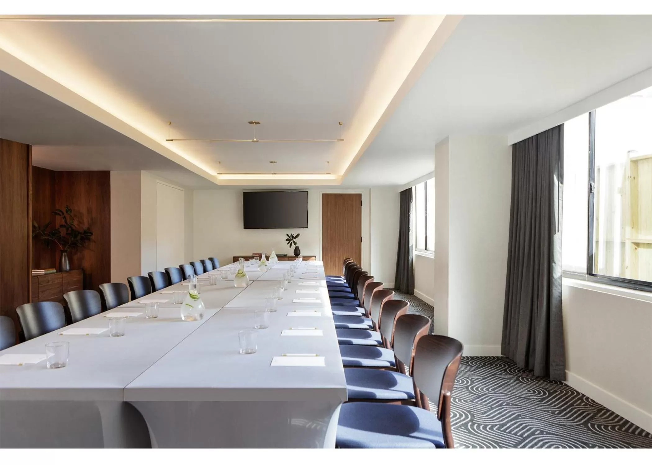 Meeting/conference room in Kimpton Banneker Hotel by IHG