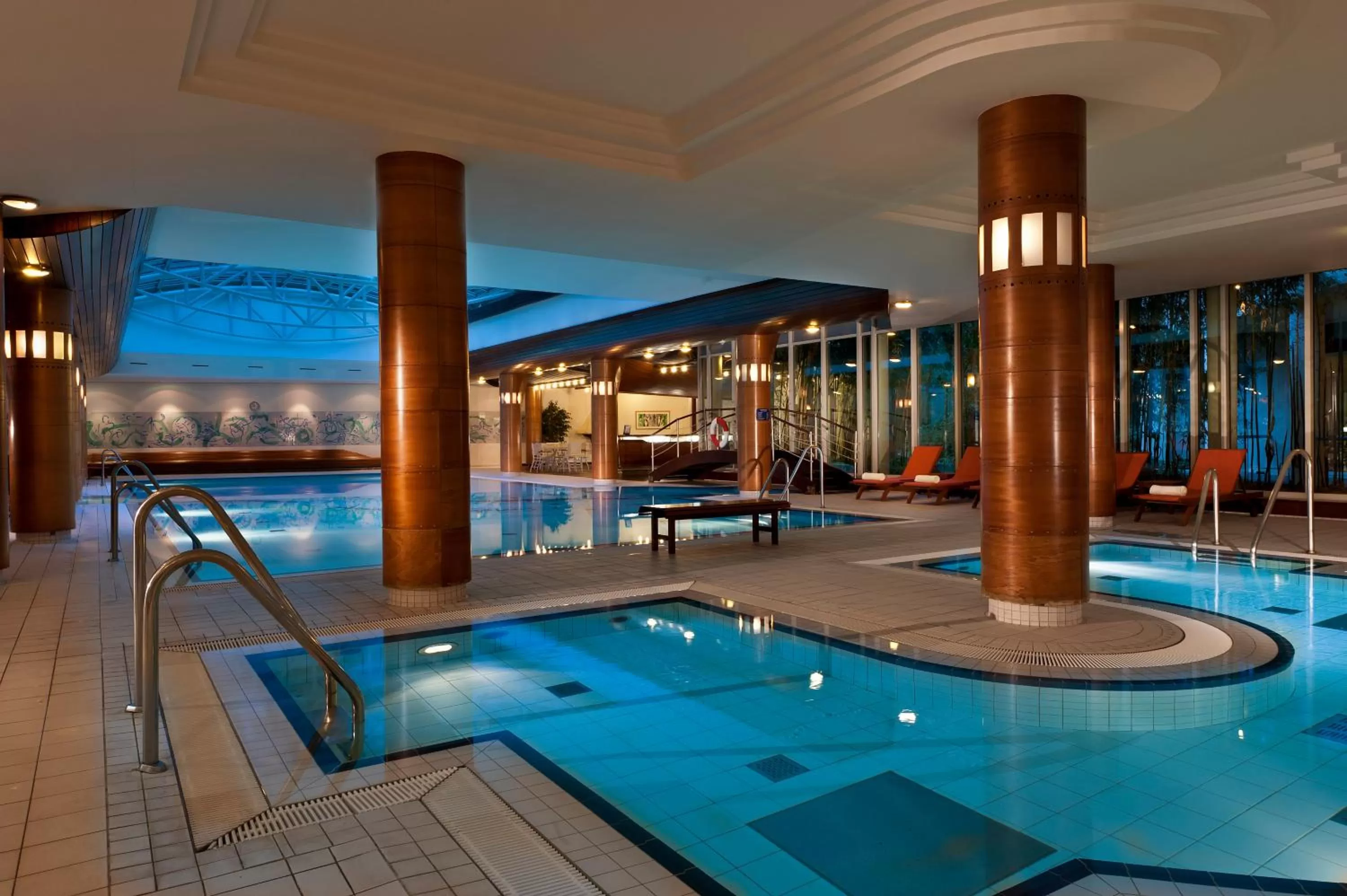 Swimming pool in Radisson Blu Park Hotel & Conference Centre
