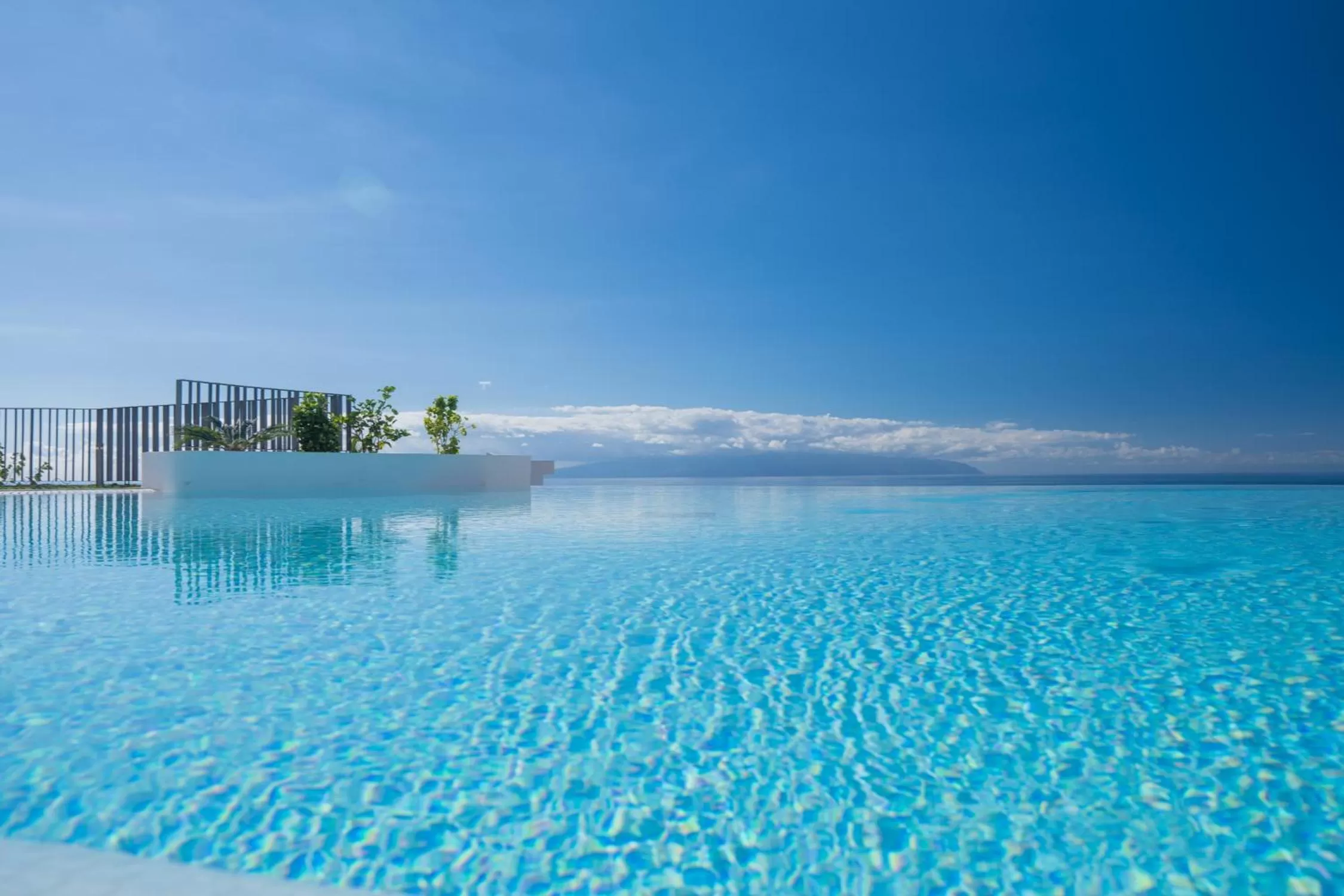Swimming pool in Los Jardines de Abama Suites & Villas