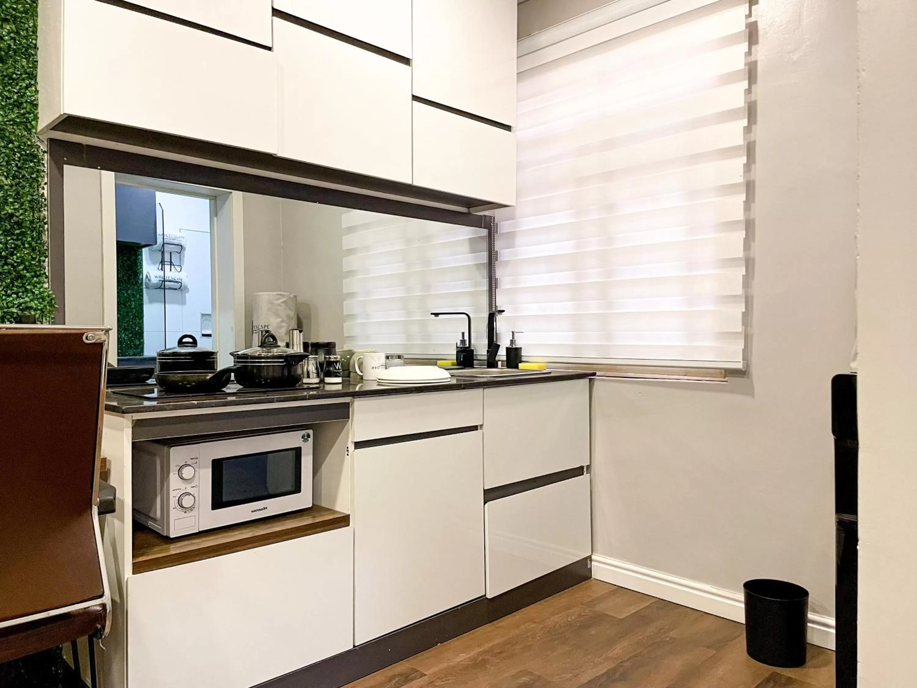 Kitchen or kitchenette in Whytescape Serviced Apartments