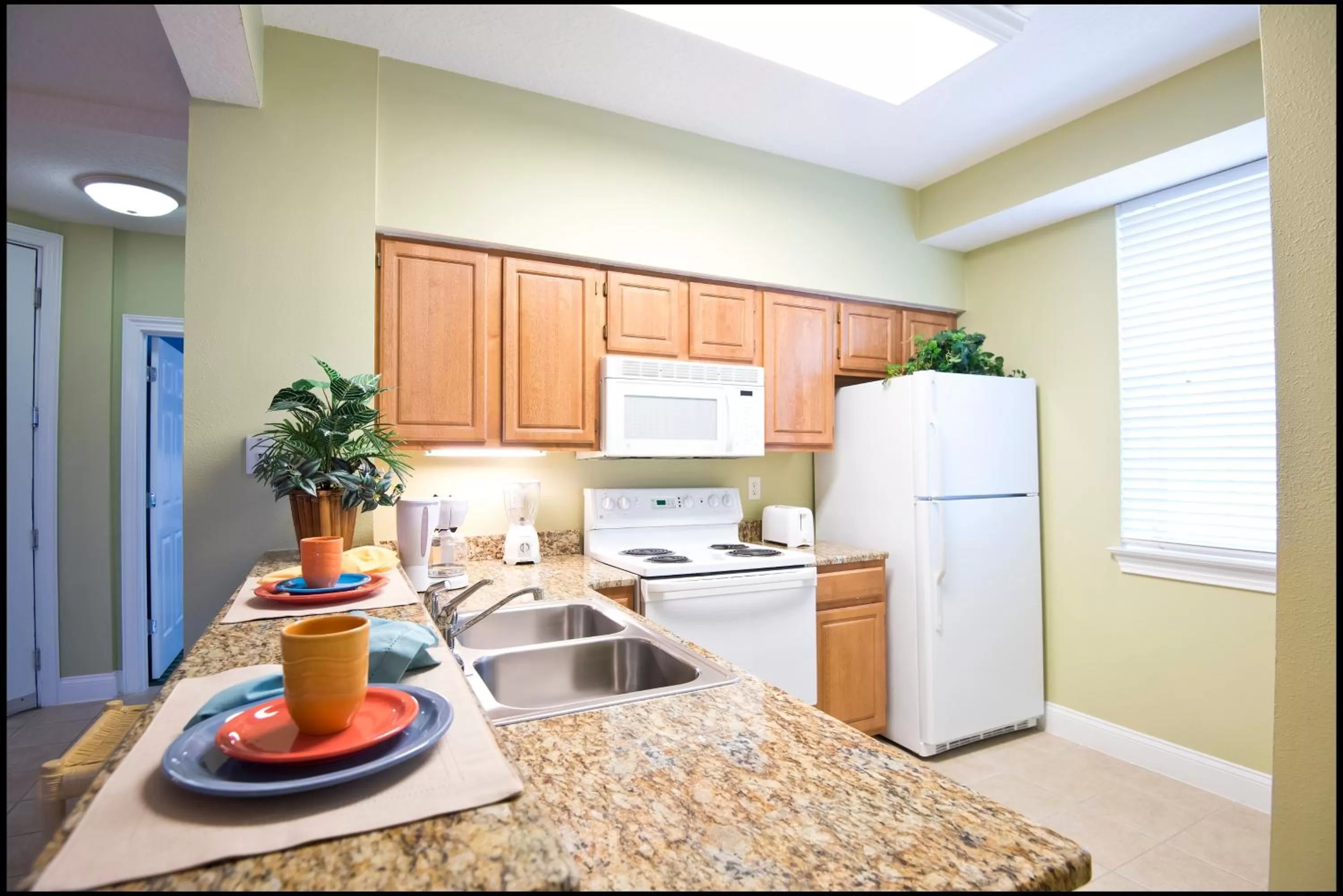 Kitchen or kitchenette in Calypso Cay Vacation Villas