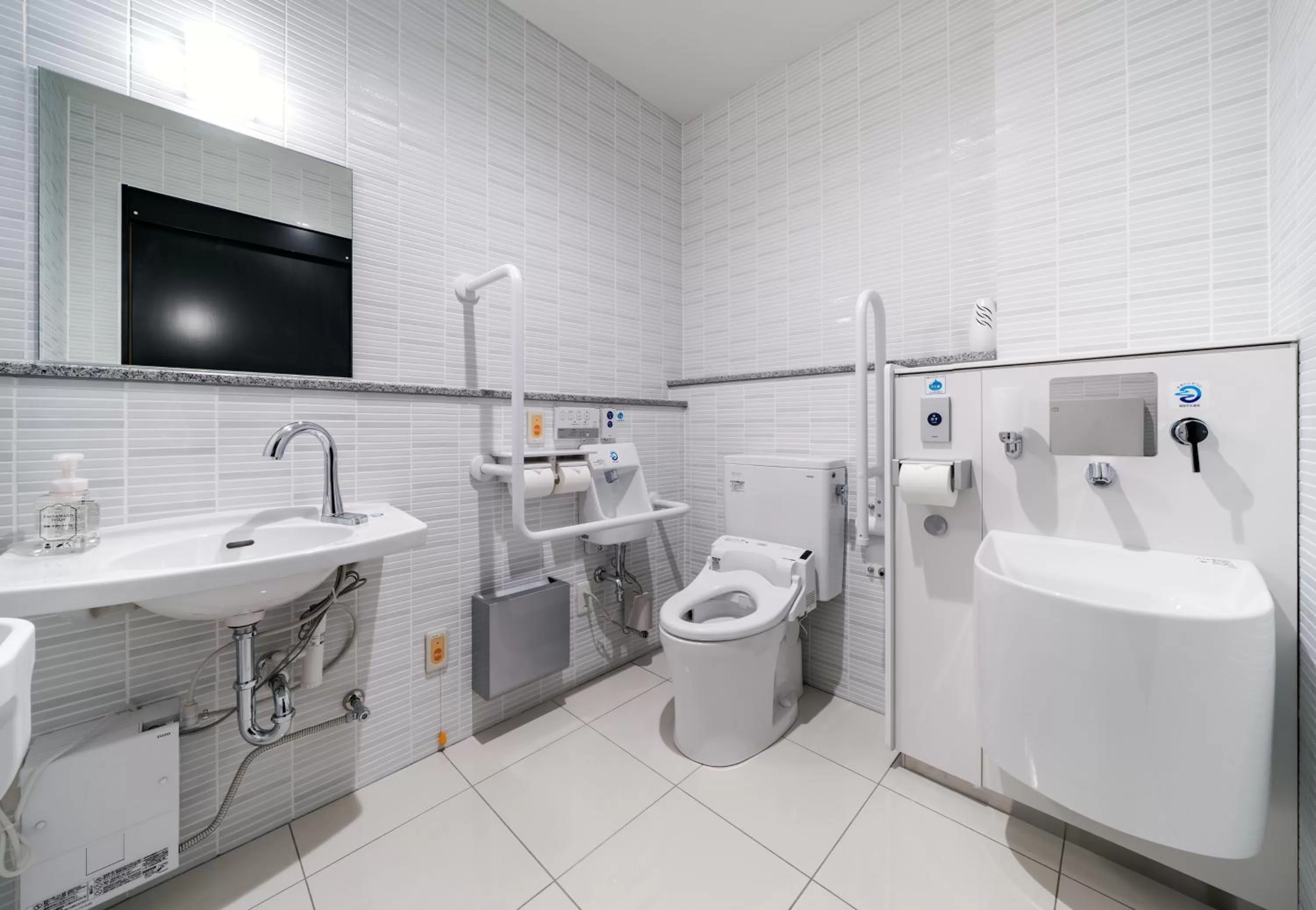 Area and facilities in DEL style Fukuoka Nishinakasu by Daiwa Roynet Hotel