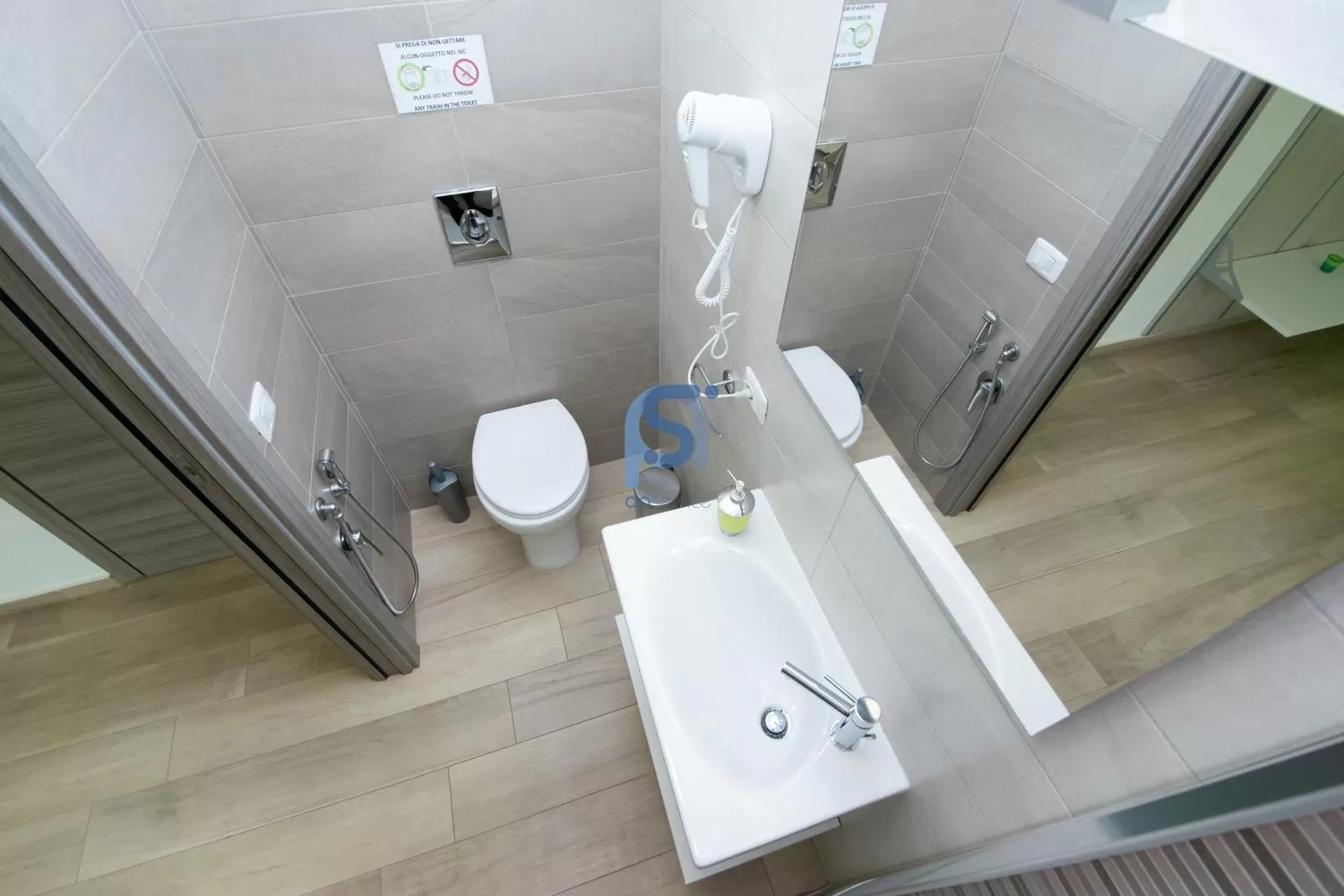 Bathroom in B&B Panorama - Self Check in