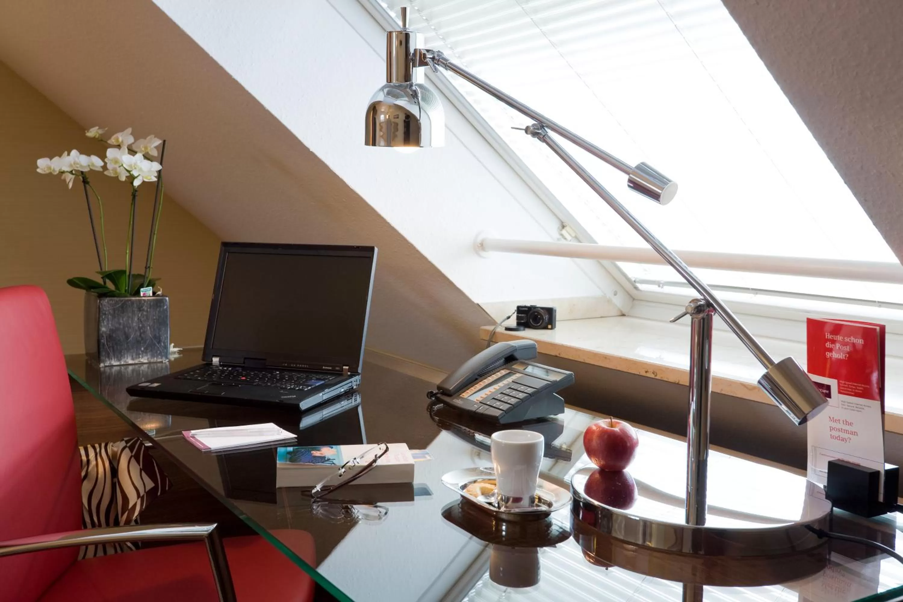 Seating area in Mercure Hotel Düsseldorf City Center