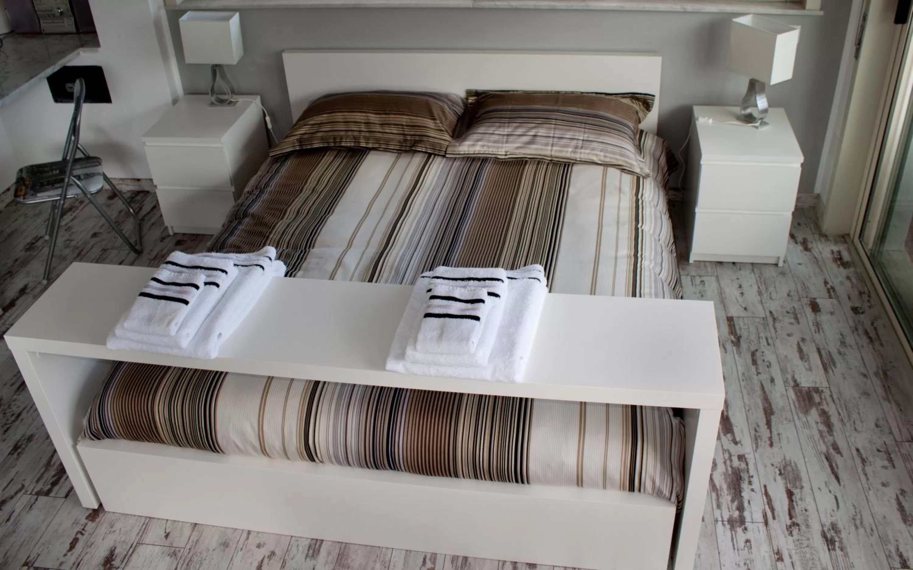 Photo of the whole room, Bed in B&B La Terrazza Sul Mare Taormina