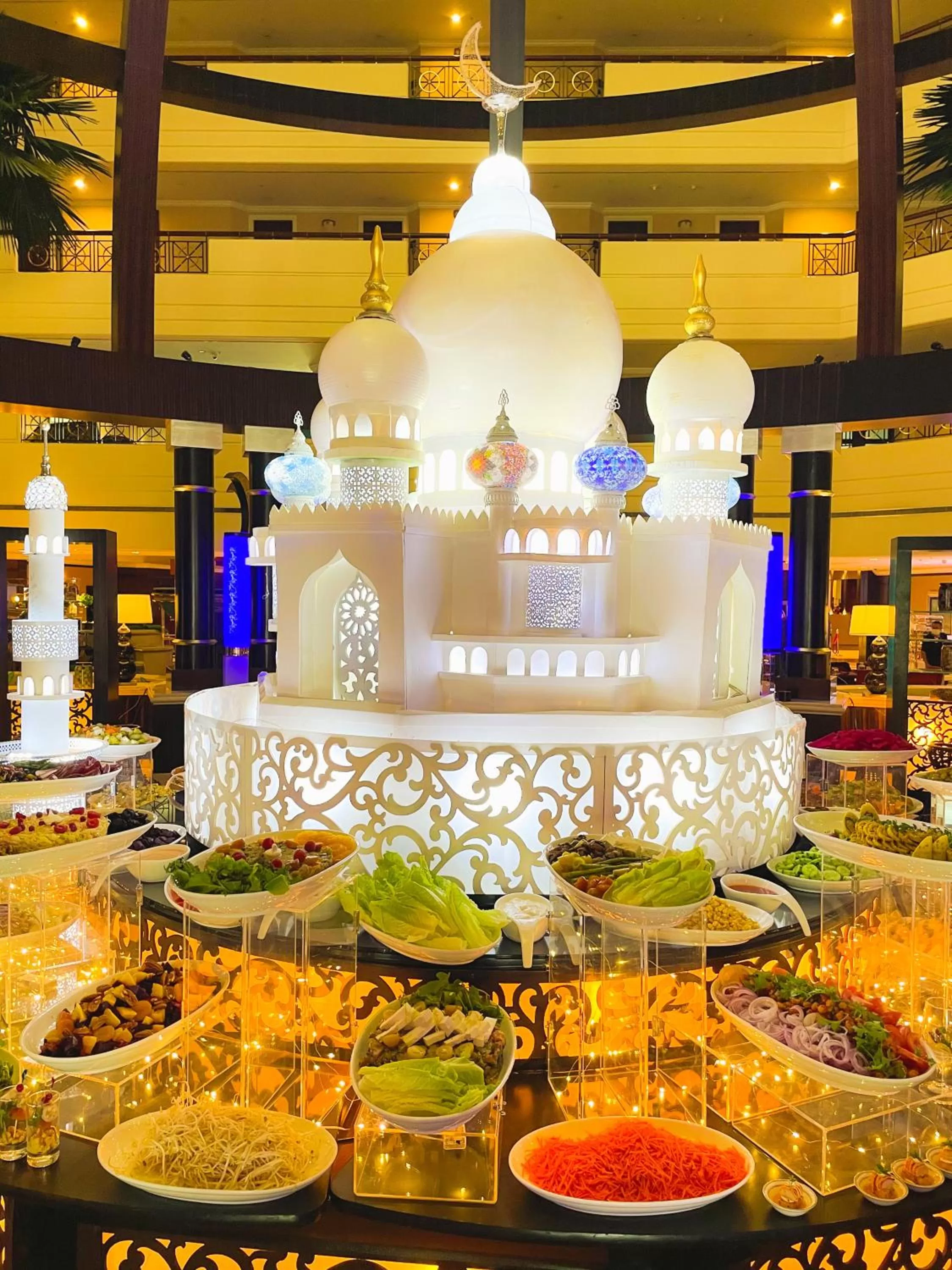 Food in Mövenpick Grand Al Bustan