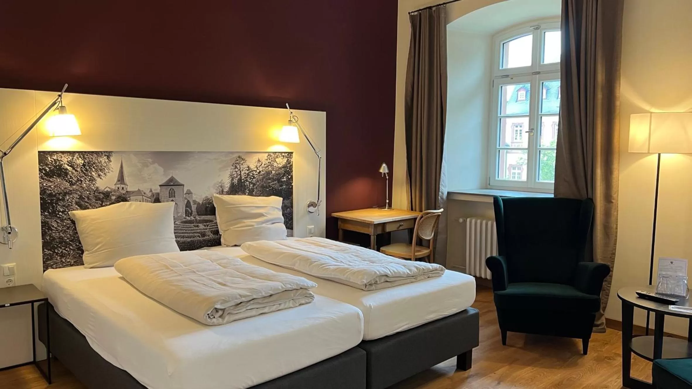 Bed in Kloster Steinfeld Gästehaus