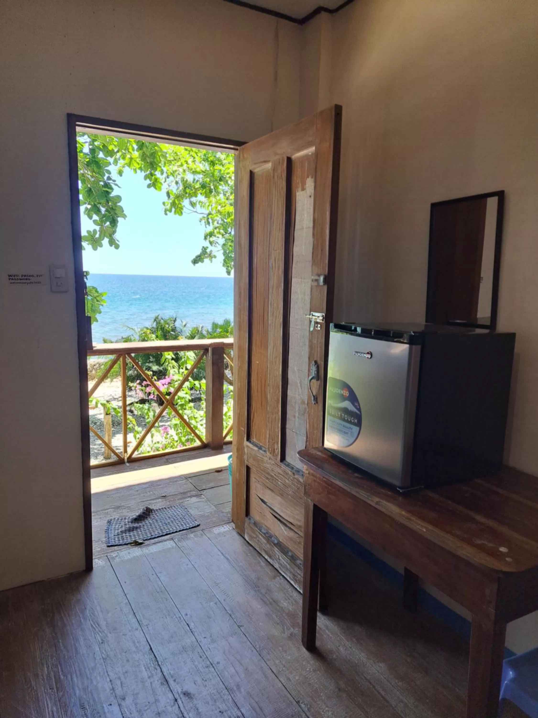 Balcony/Terrace in Paseo Del Mar Seaside Inn