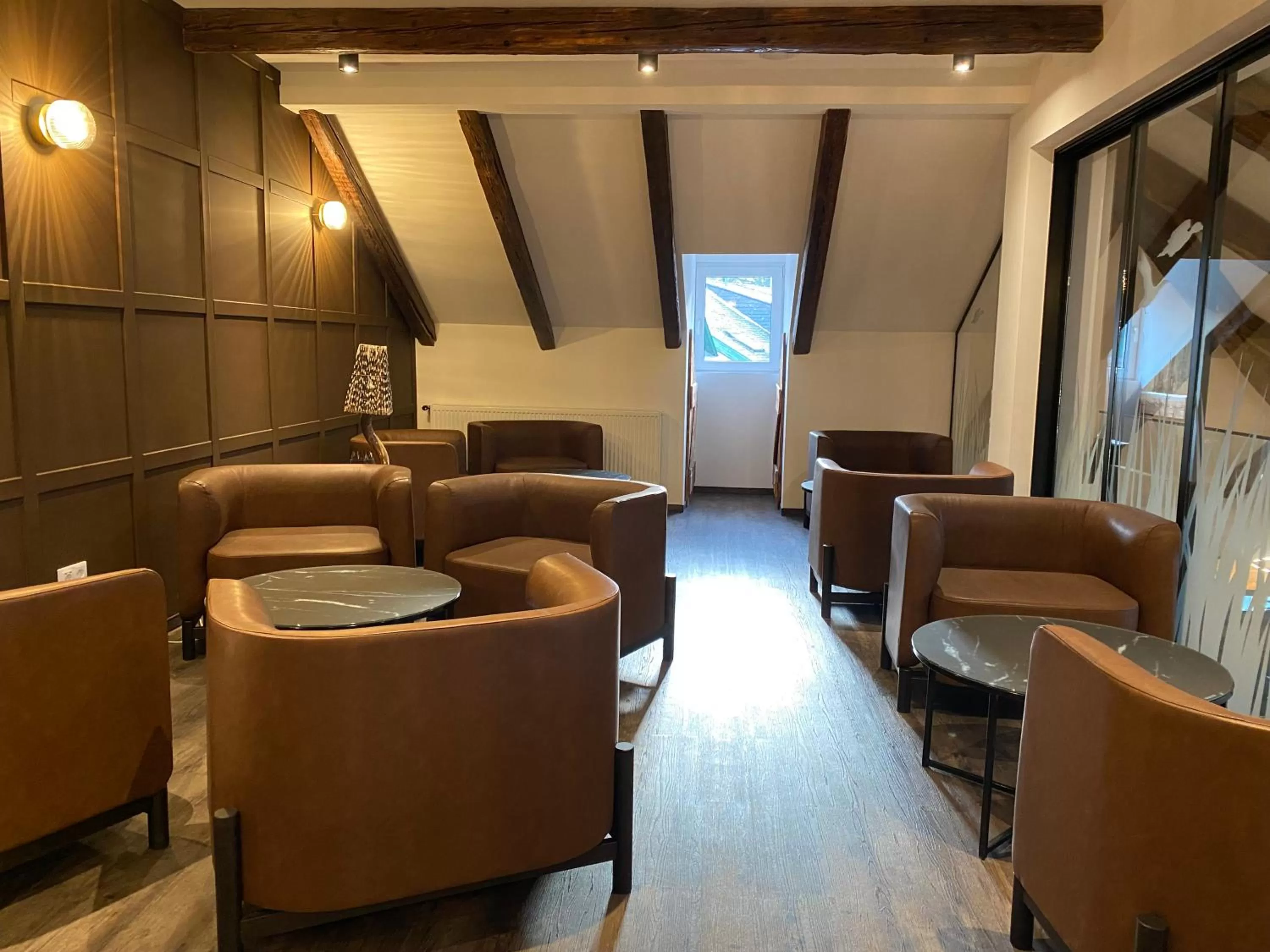 Property building in A Fogadó