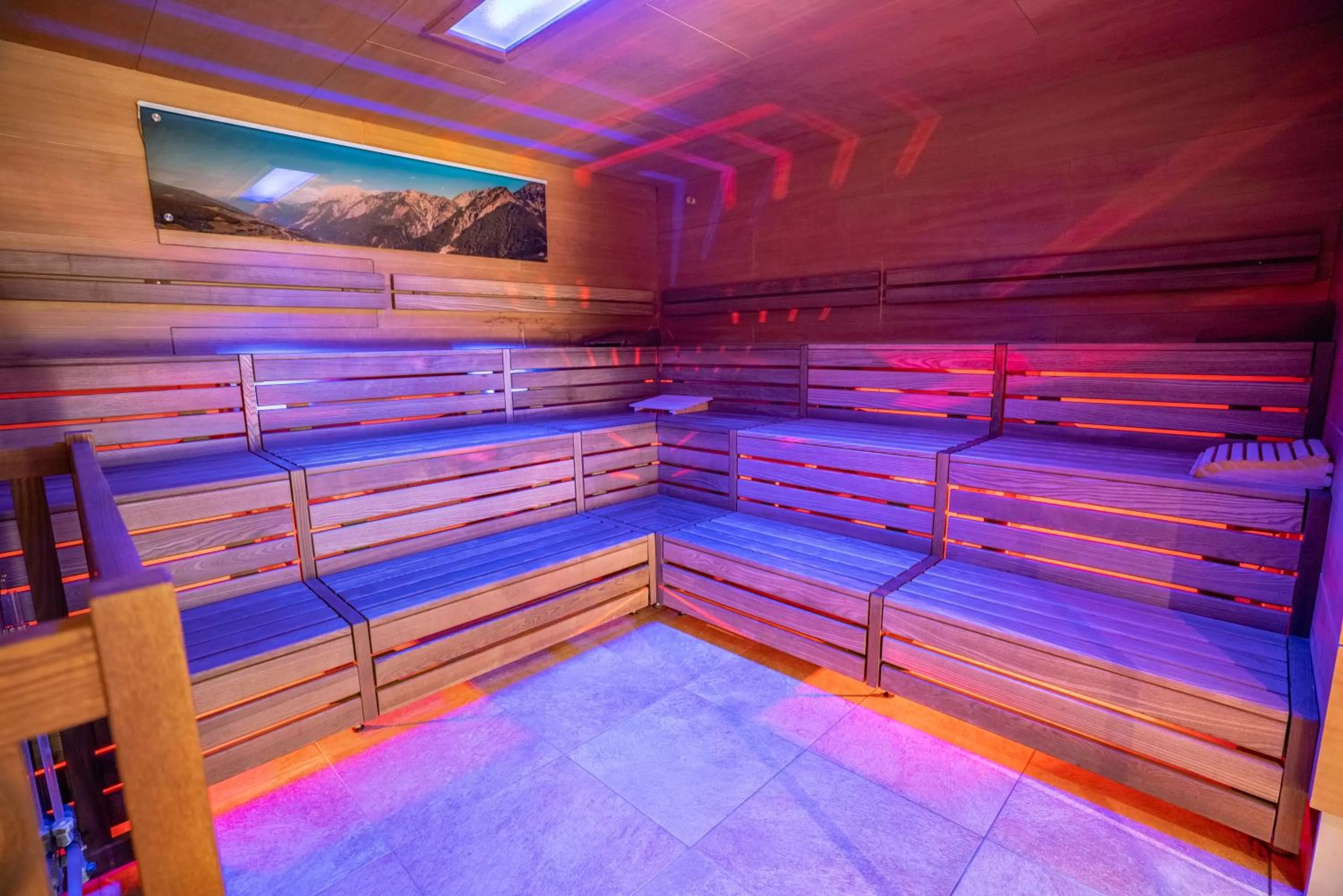 Sauna, Bed in Grandhotel Lienz Business-Wellness & Gourmet