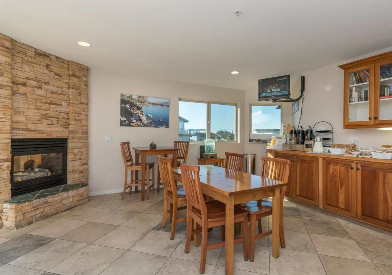 Lobby or reception, Restaurant/Places to Eat in Moonstone Landing