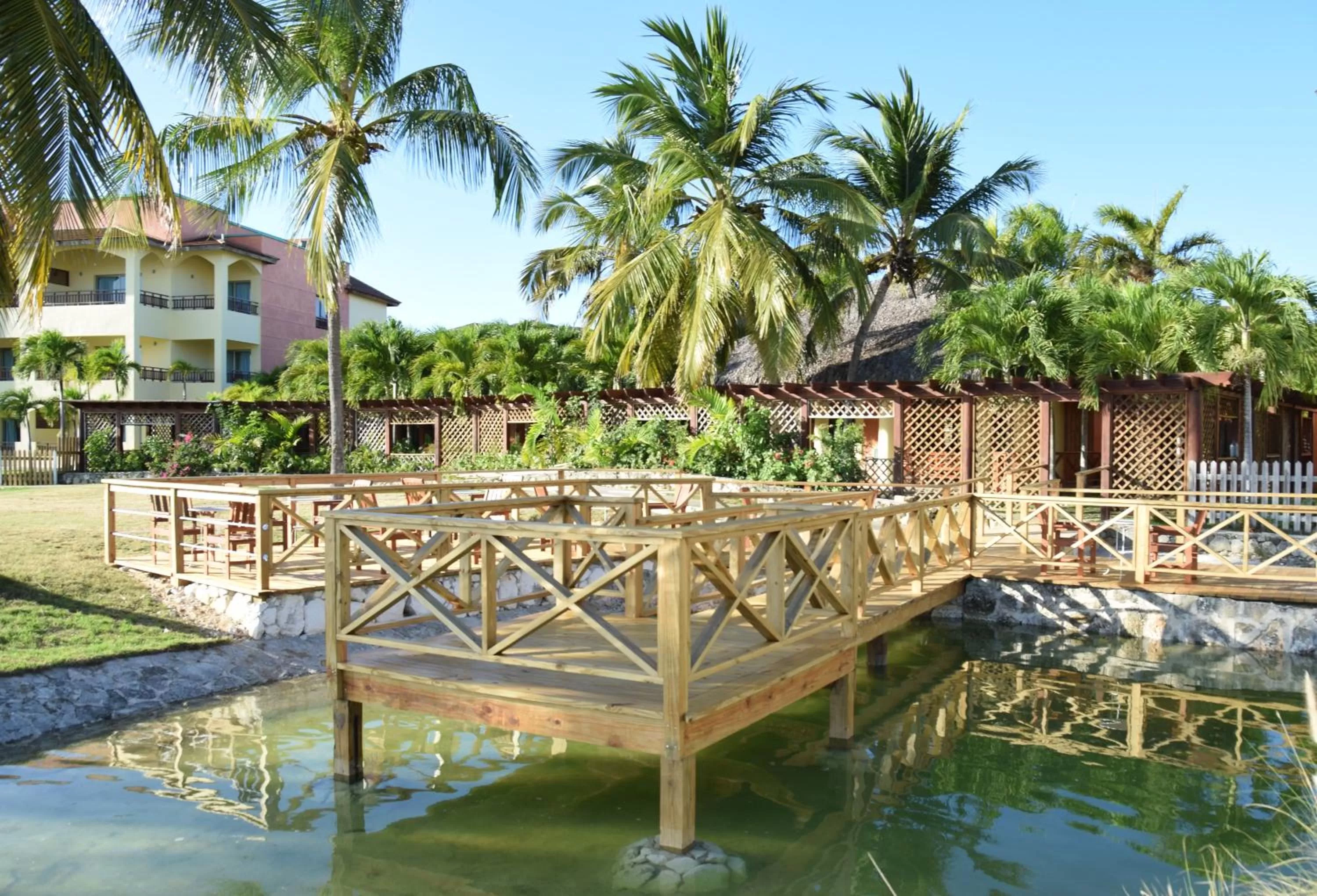 Summer in Sunset Boutique Hotel All Suites