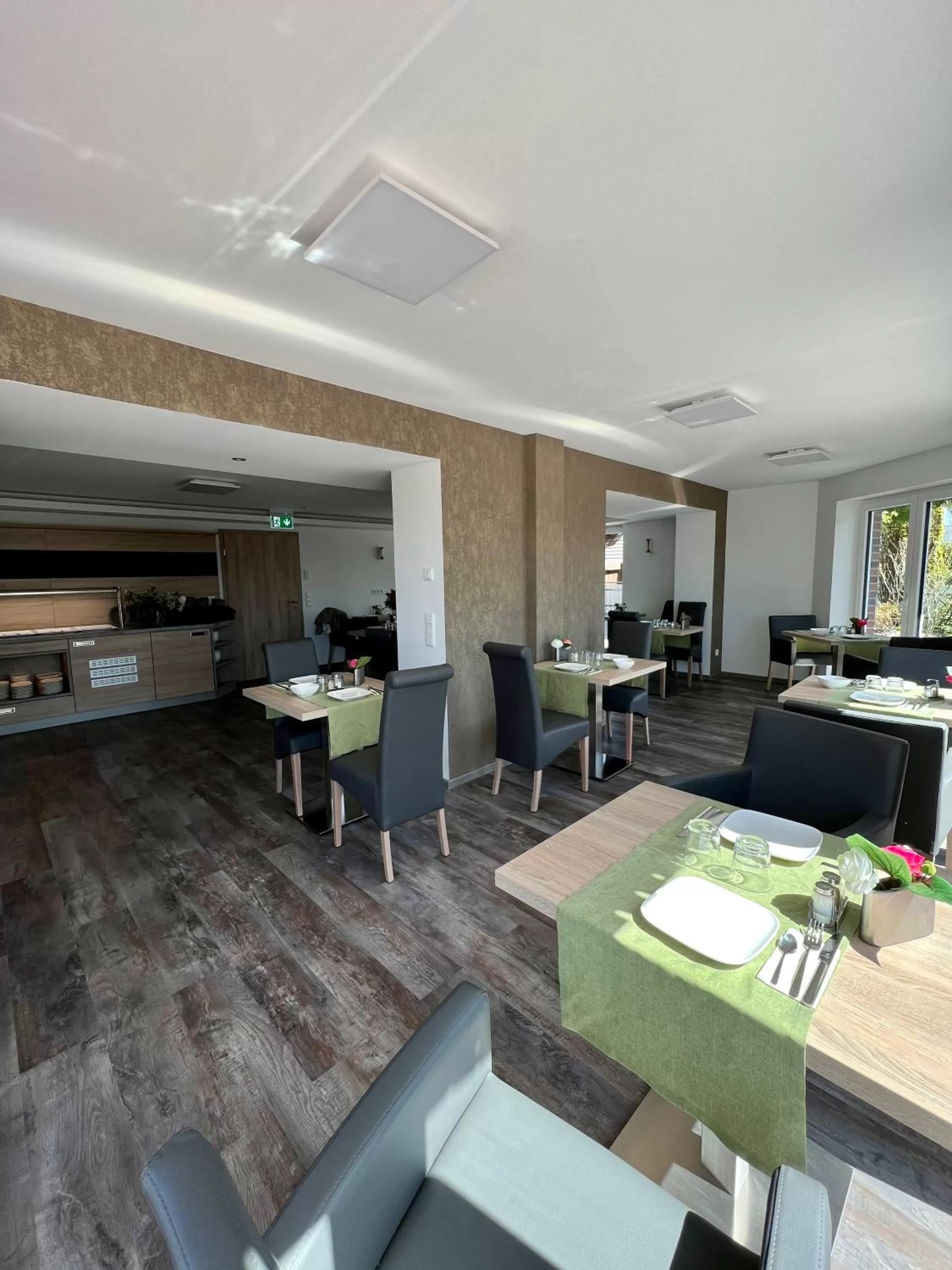 Buffet breakfast in Hotel Ocean