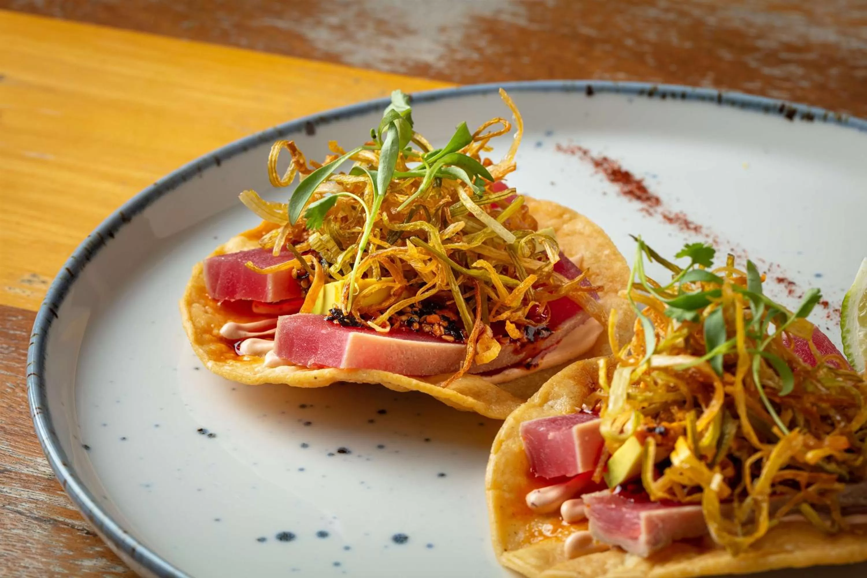 Restaurant/places to eat in The Waterfront Beach Resort, A Hilton Hotel