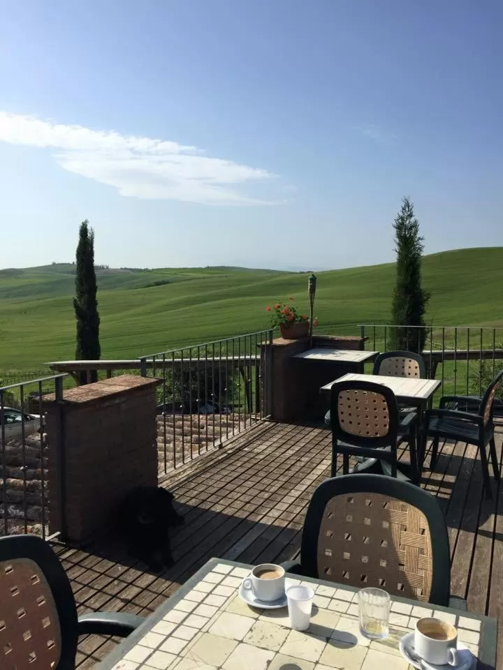 Day in Il Canto del Sole