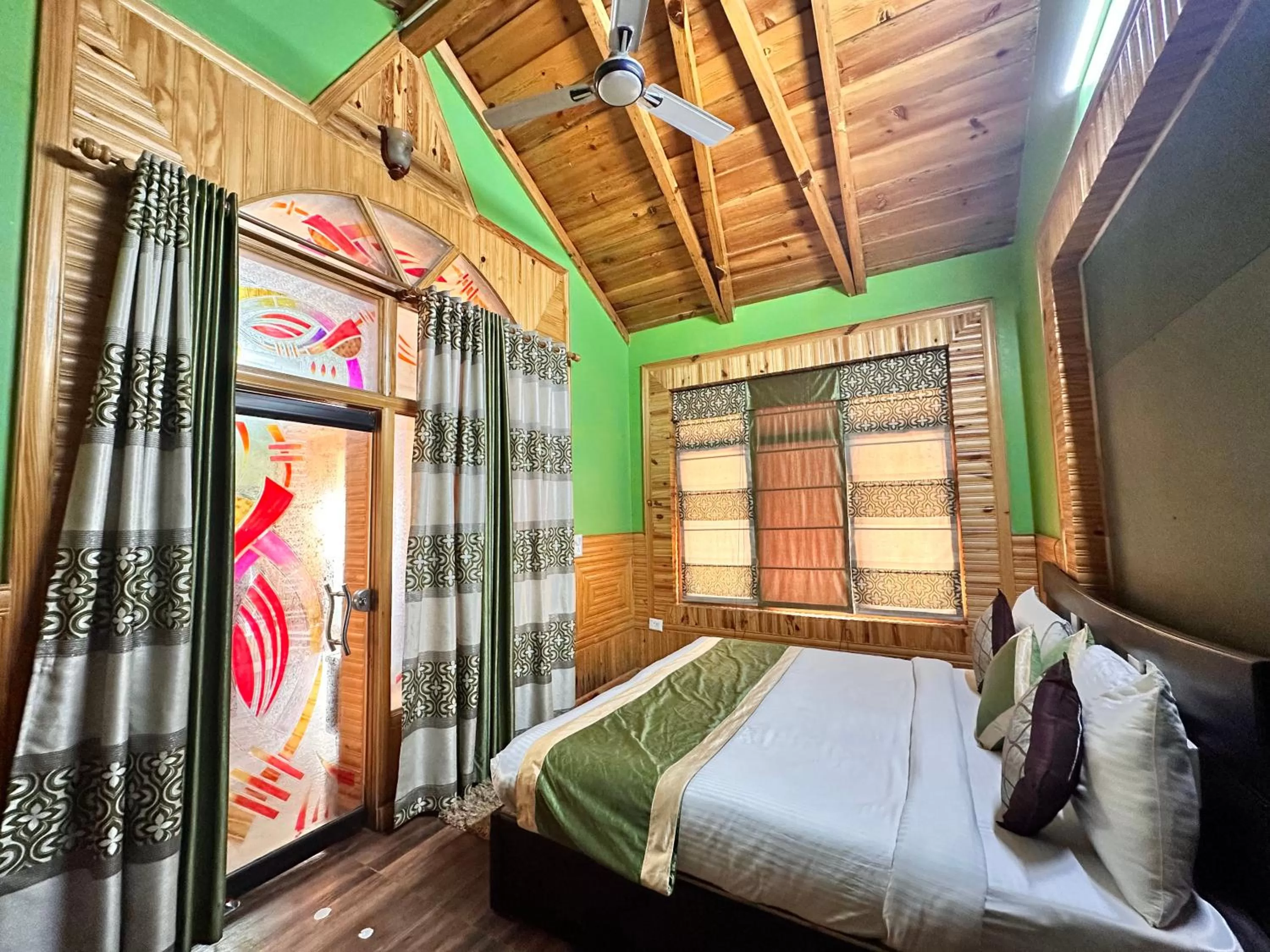 Bed in The Walnut Creek