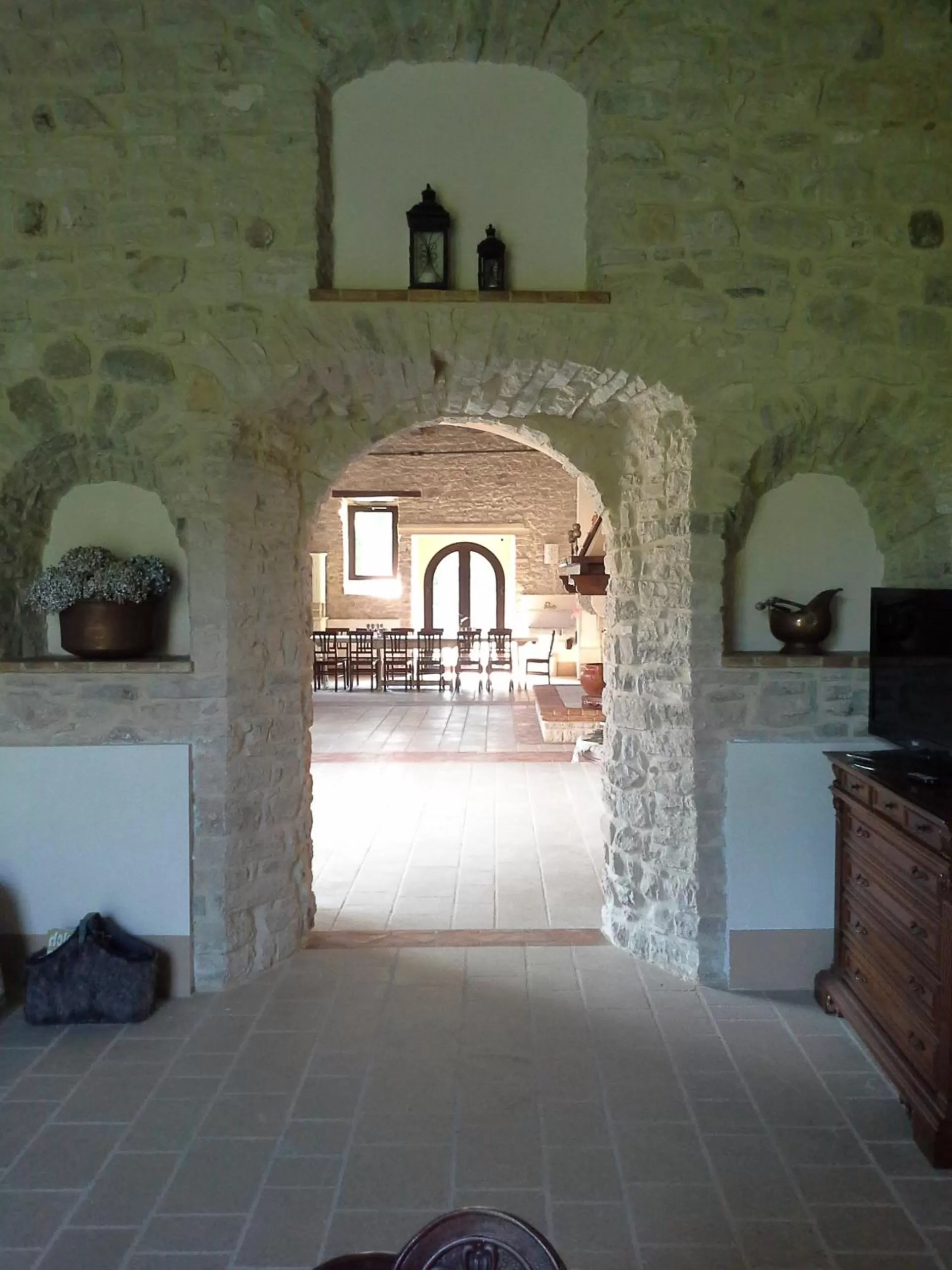 Seating area in Antica Taverna del Principe