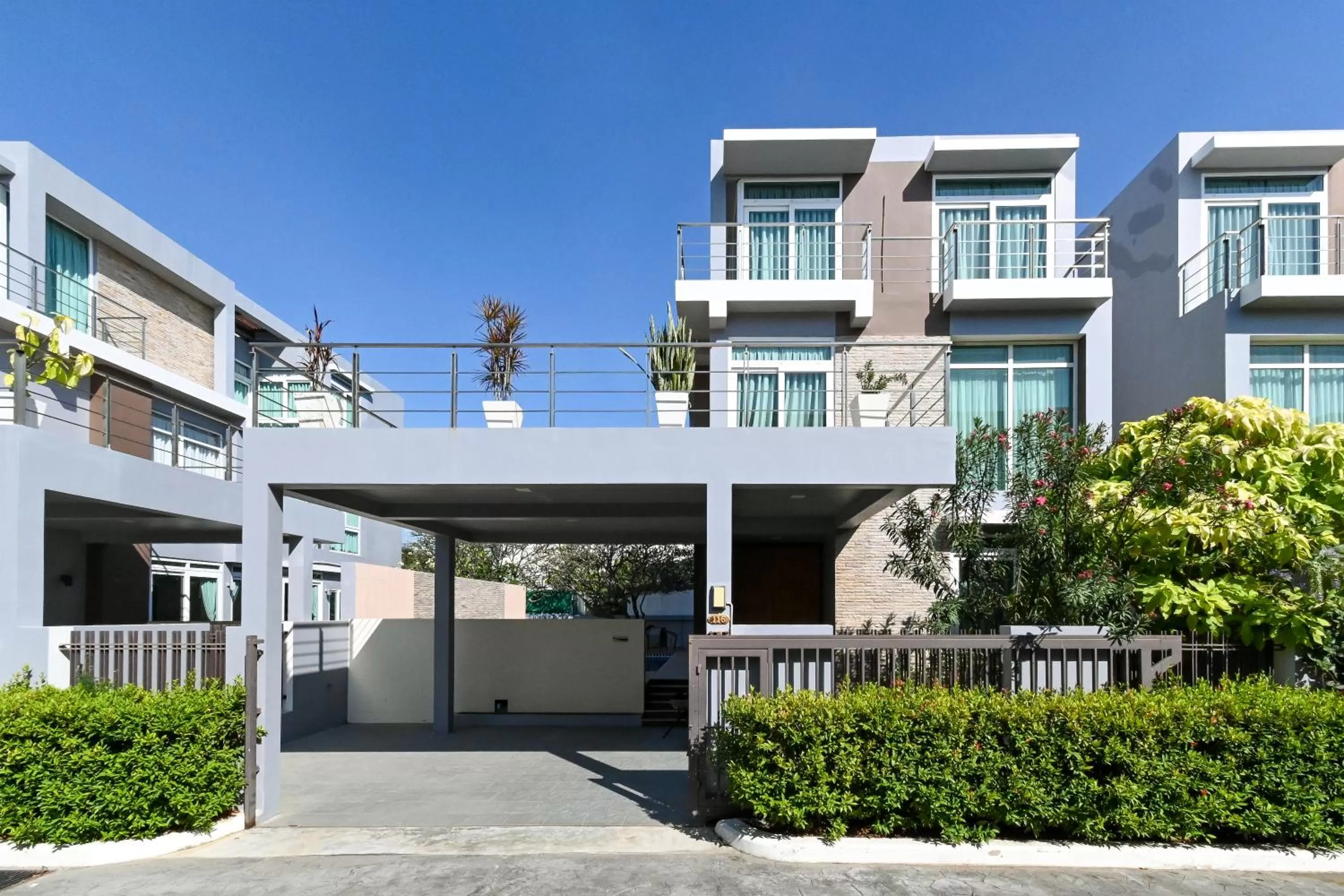 Property building in Golden Sea Hua Hin - SHA Extra Plus