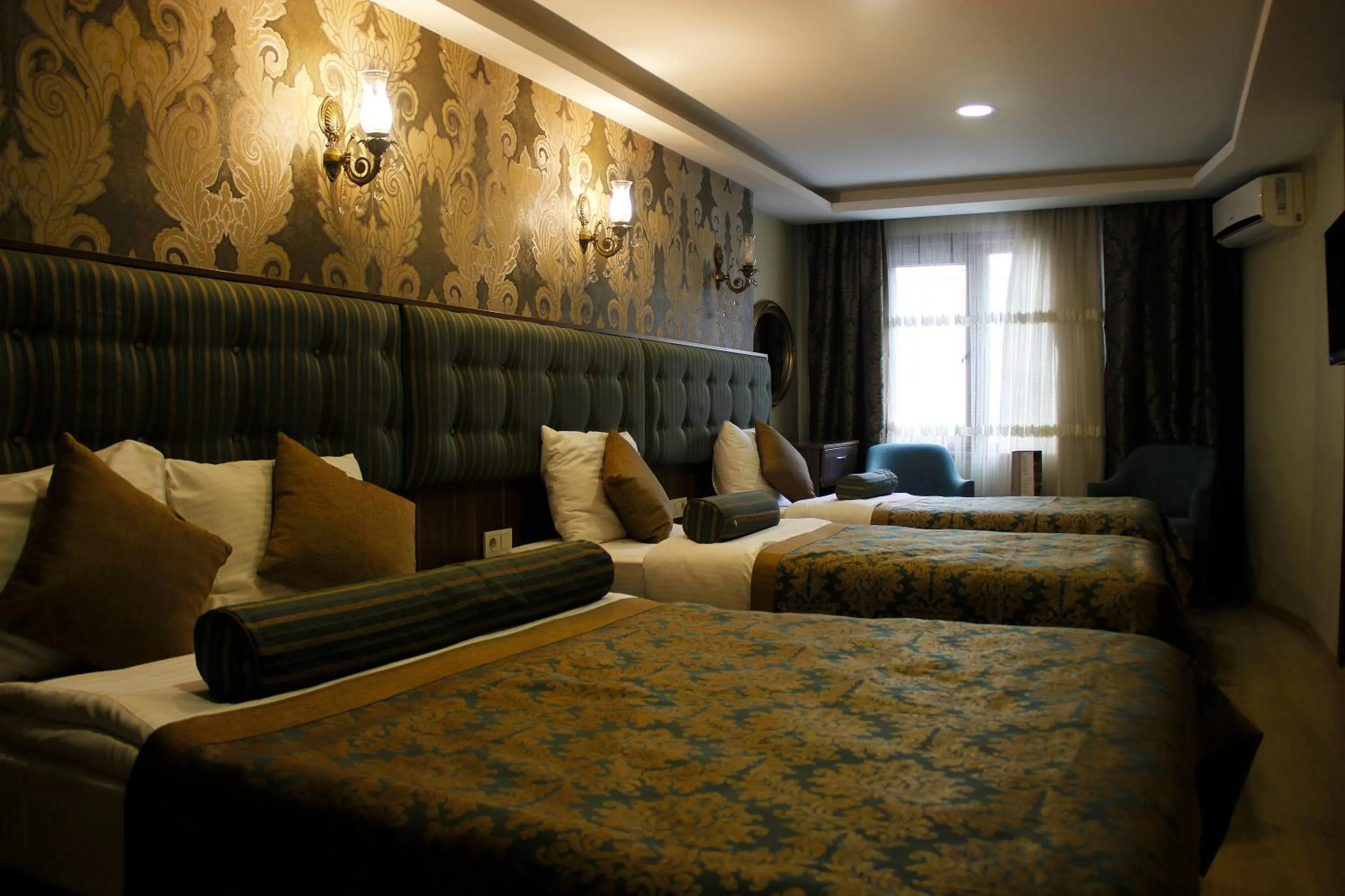 Bedroom, Bed in Marmara Place Old City Hotel
