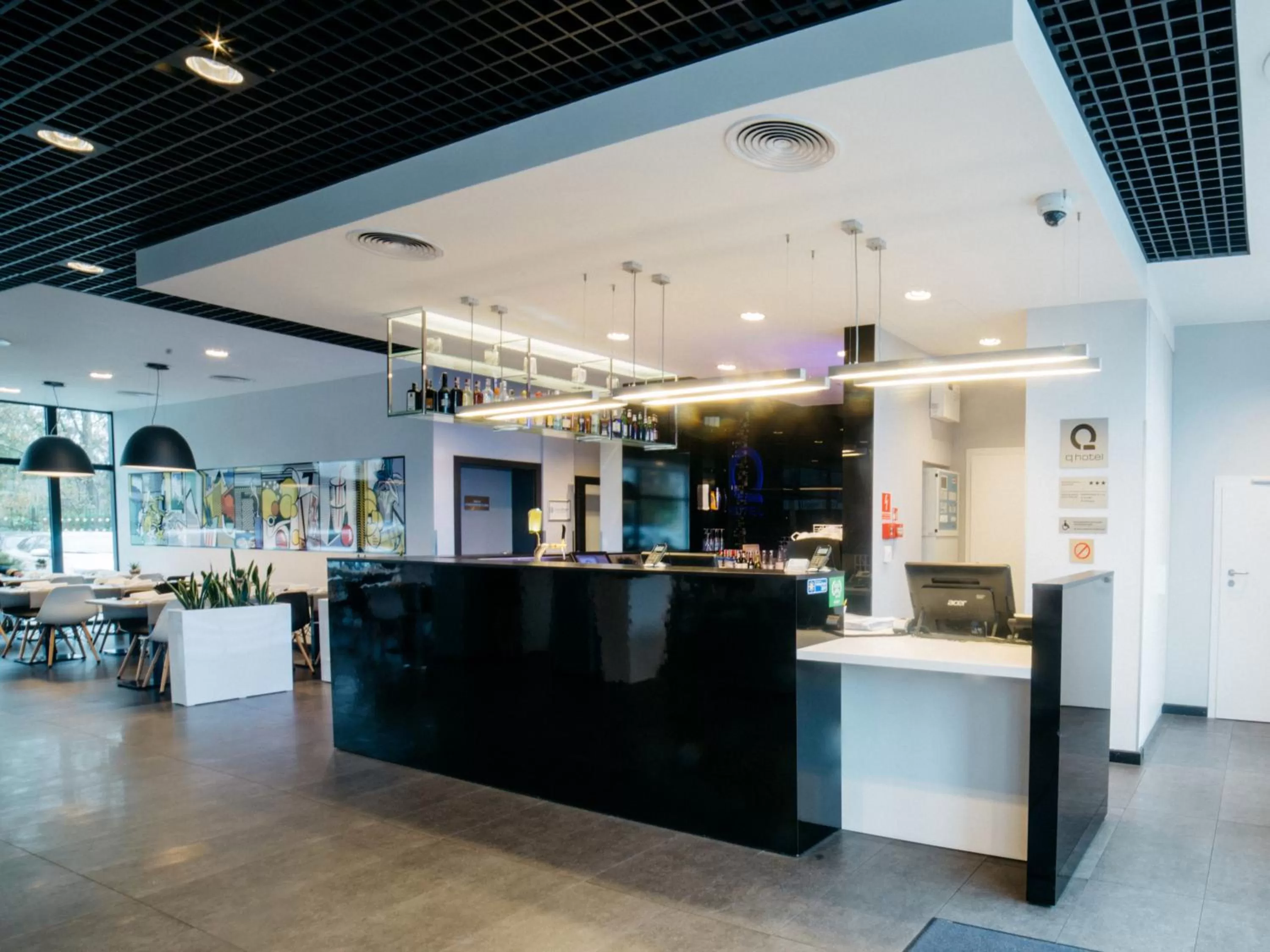 Staff in Q Hotel Kraków