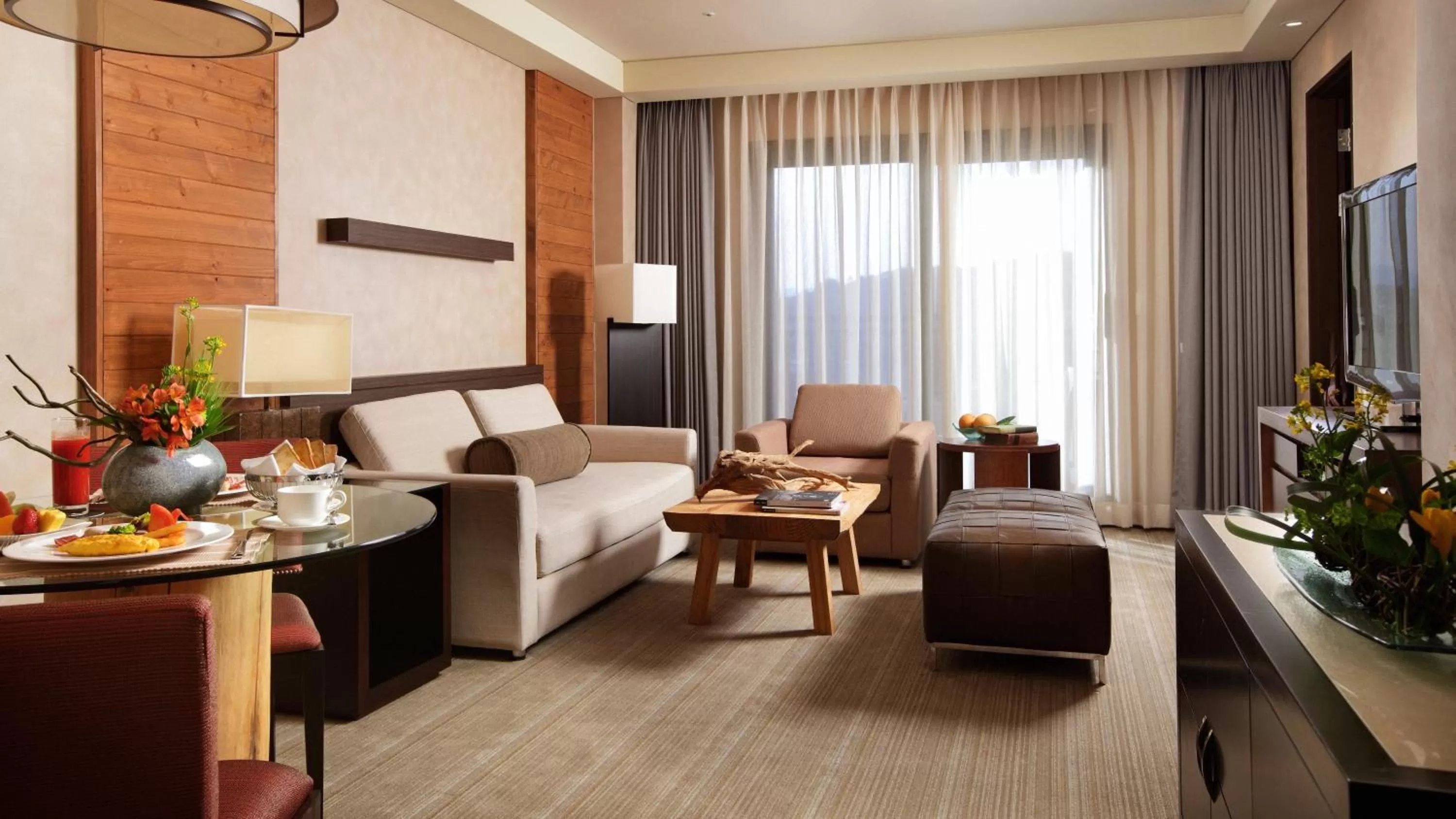 Photo of the whole room in Intercontinental Alpensia Pyeongchang Resort by IHG