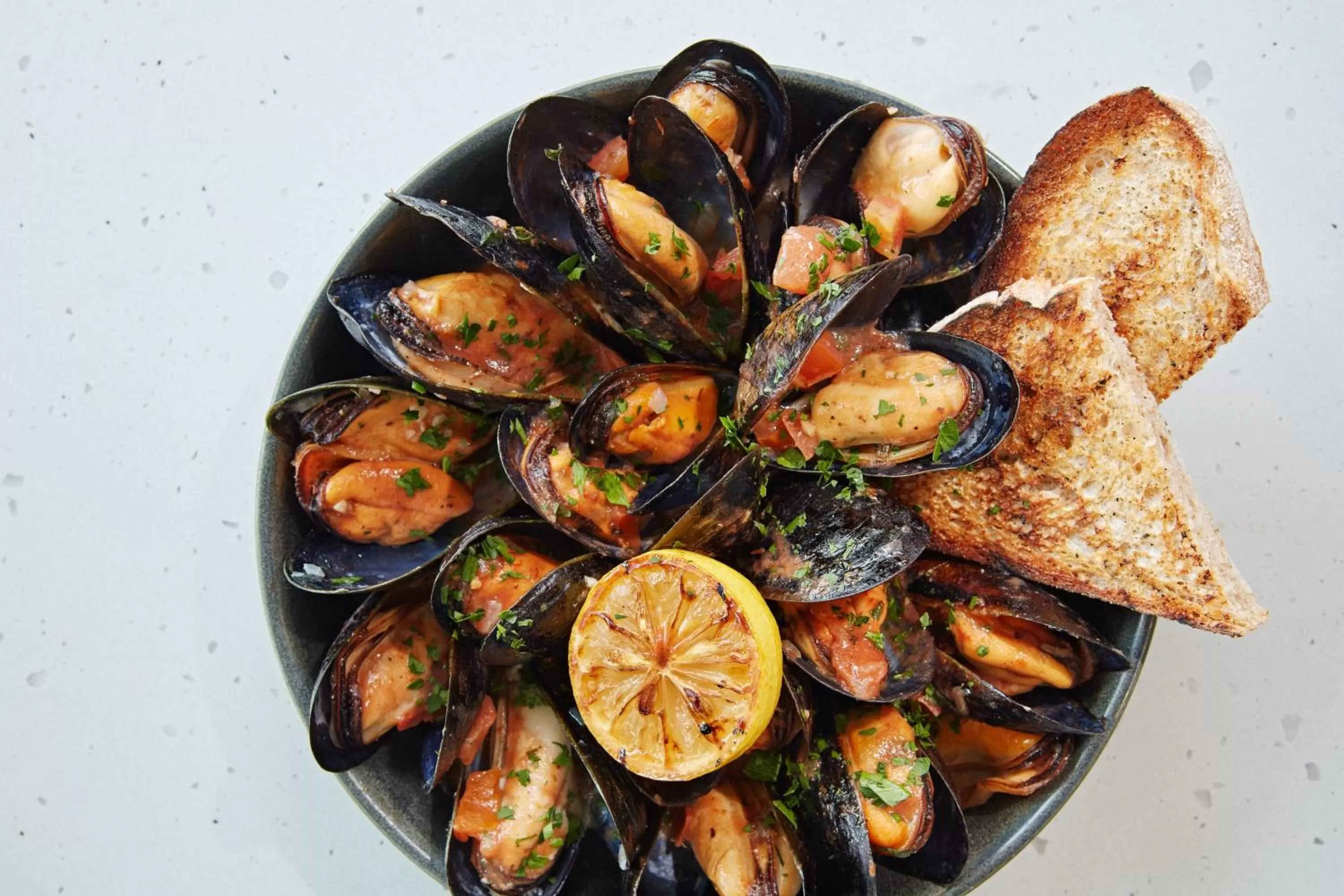 Restaurant/places to eat in Delta Hotels Calgary Airport In-Terminal