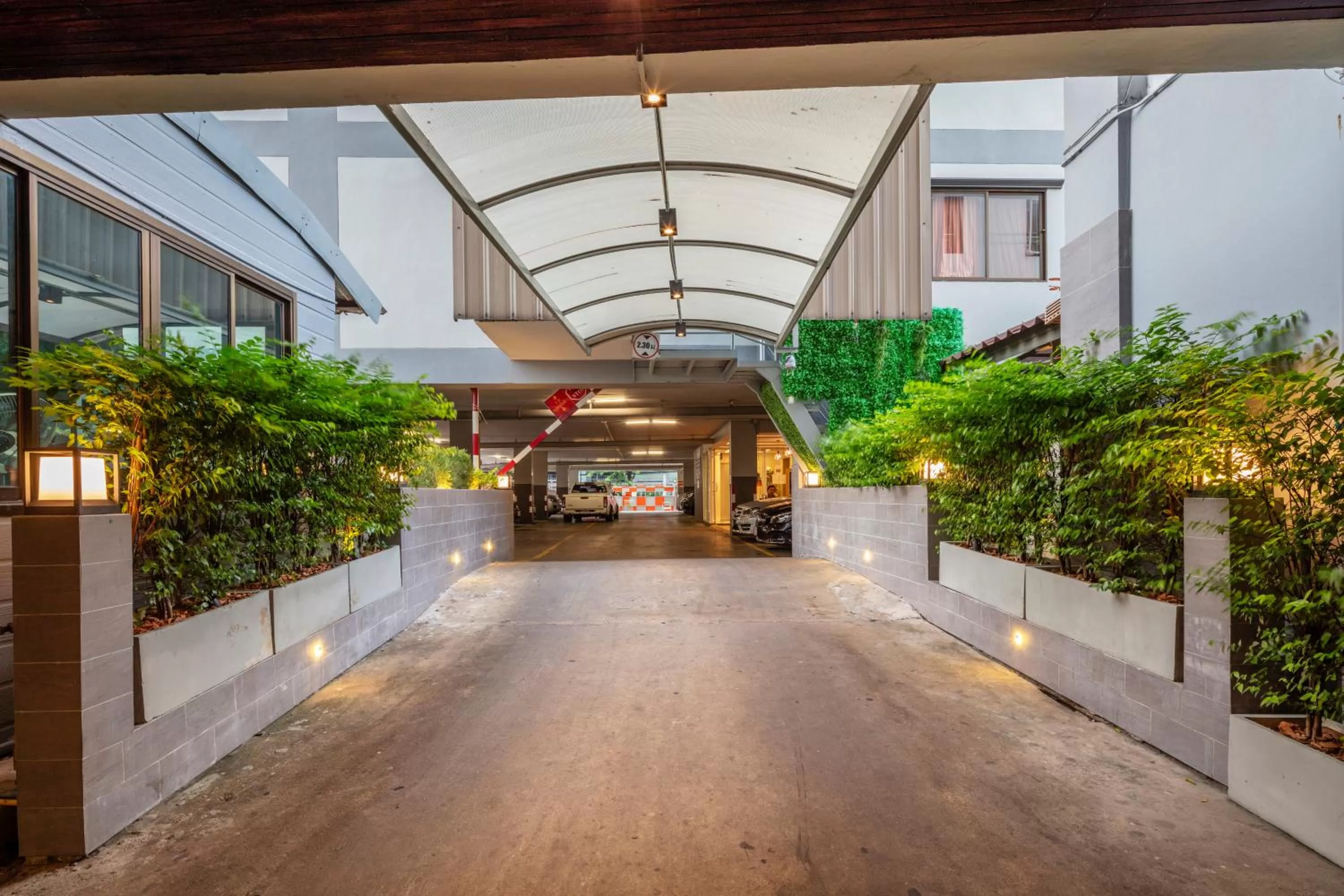 Facade/entrance in Penyos Suite