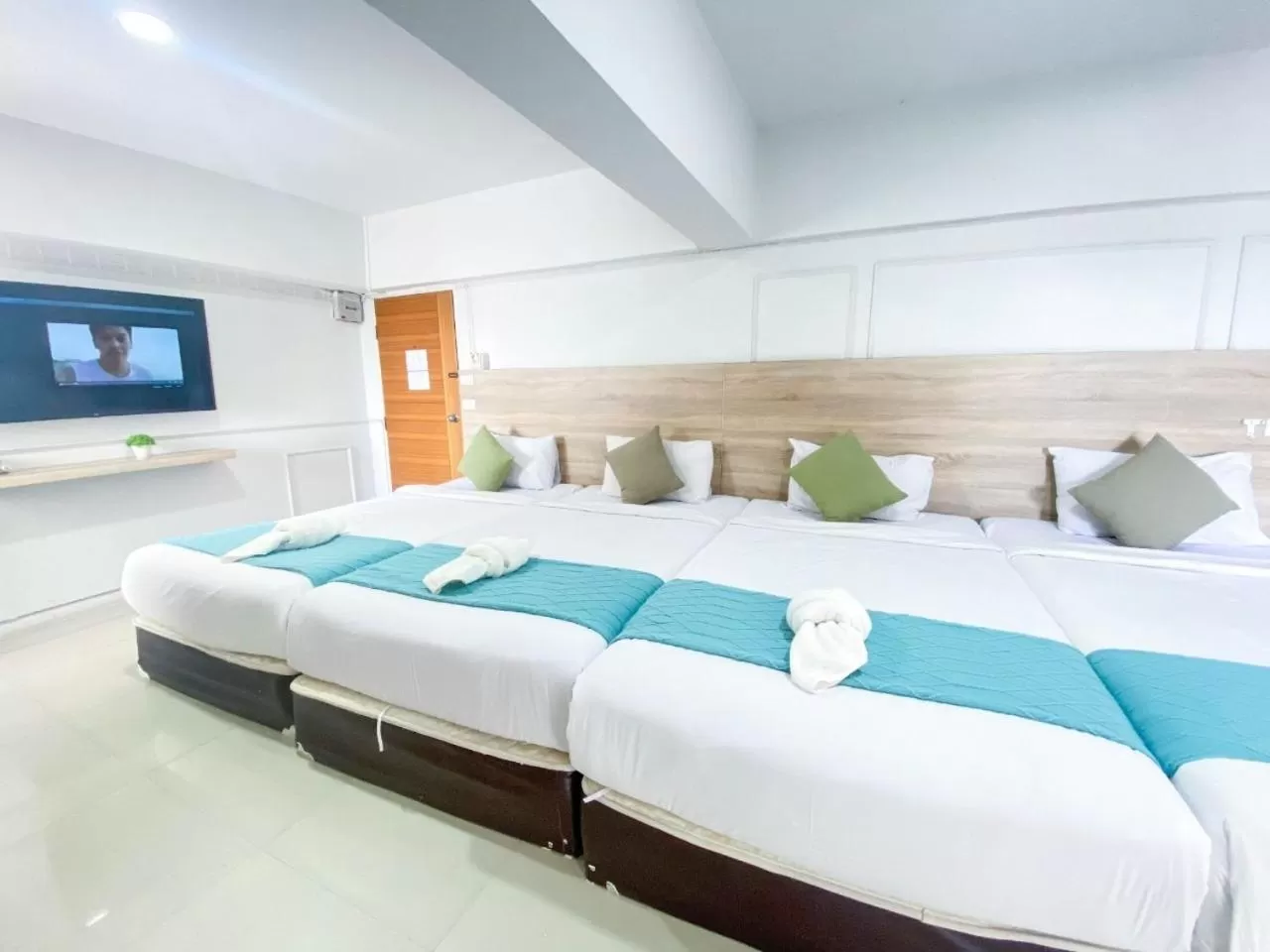 Bed in 48 Ville Donmuang Airport