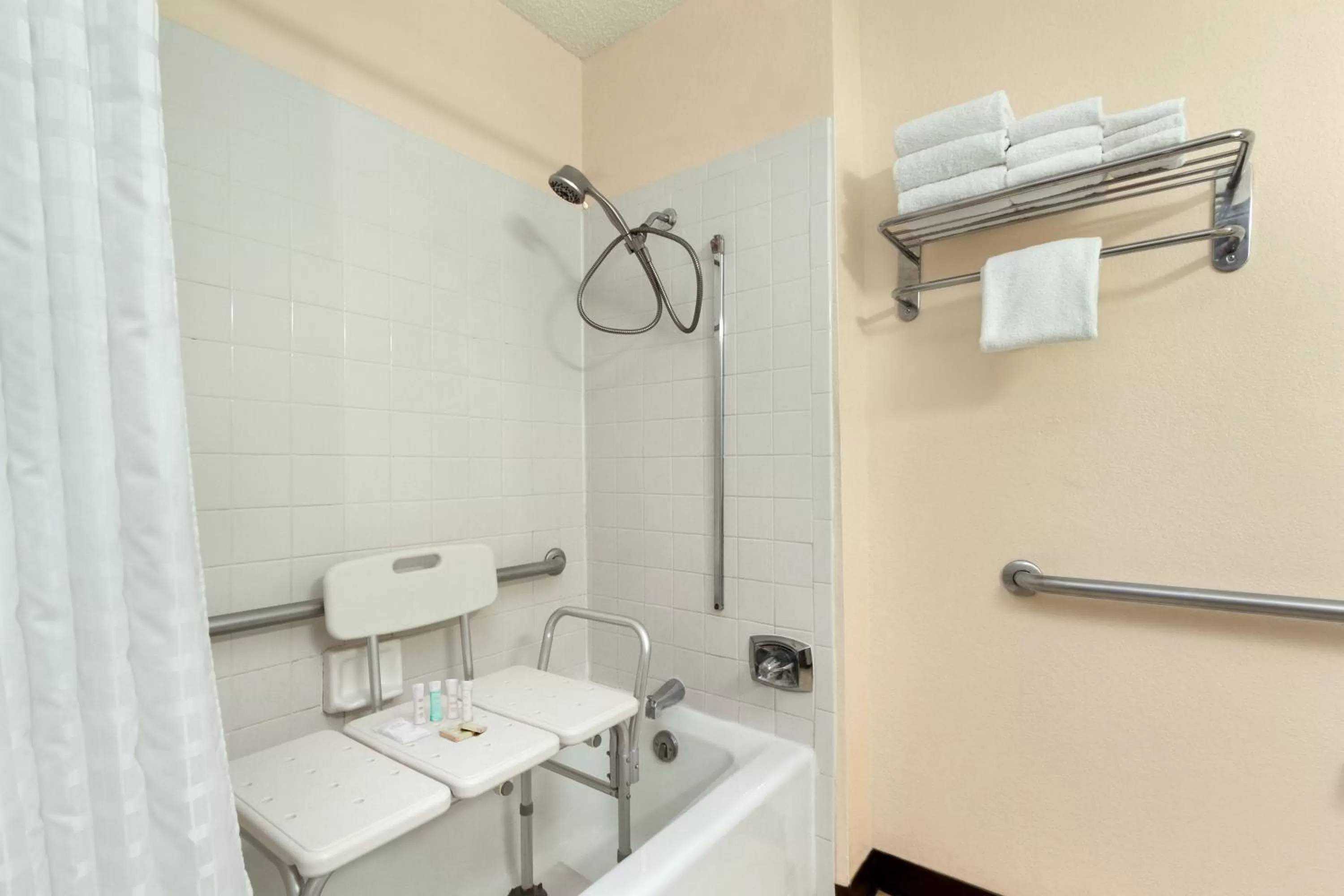 Bathroom in Super 8 by Wyndham Waycross GA