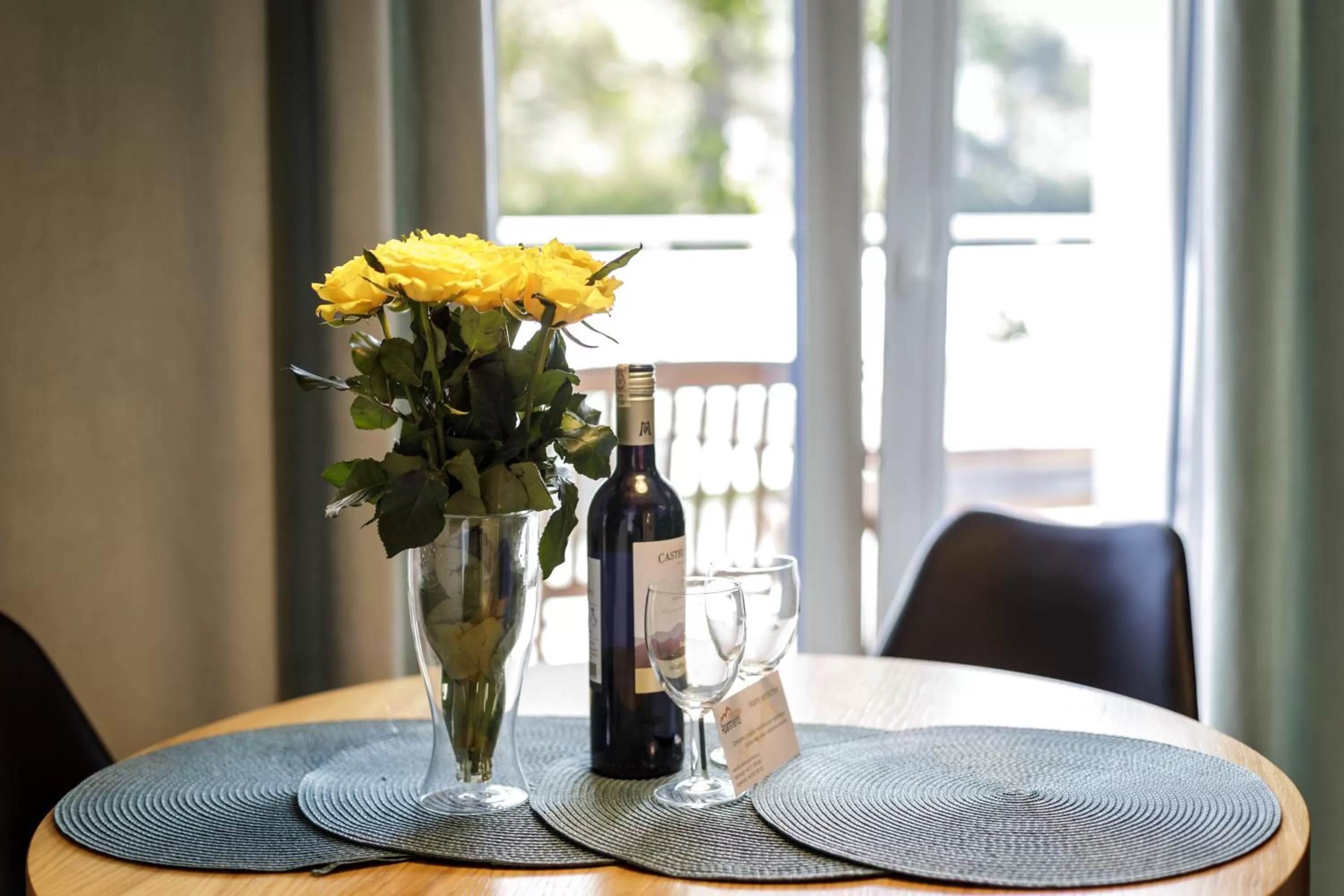 Dining area, Drinks in Jagiellońska Residence