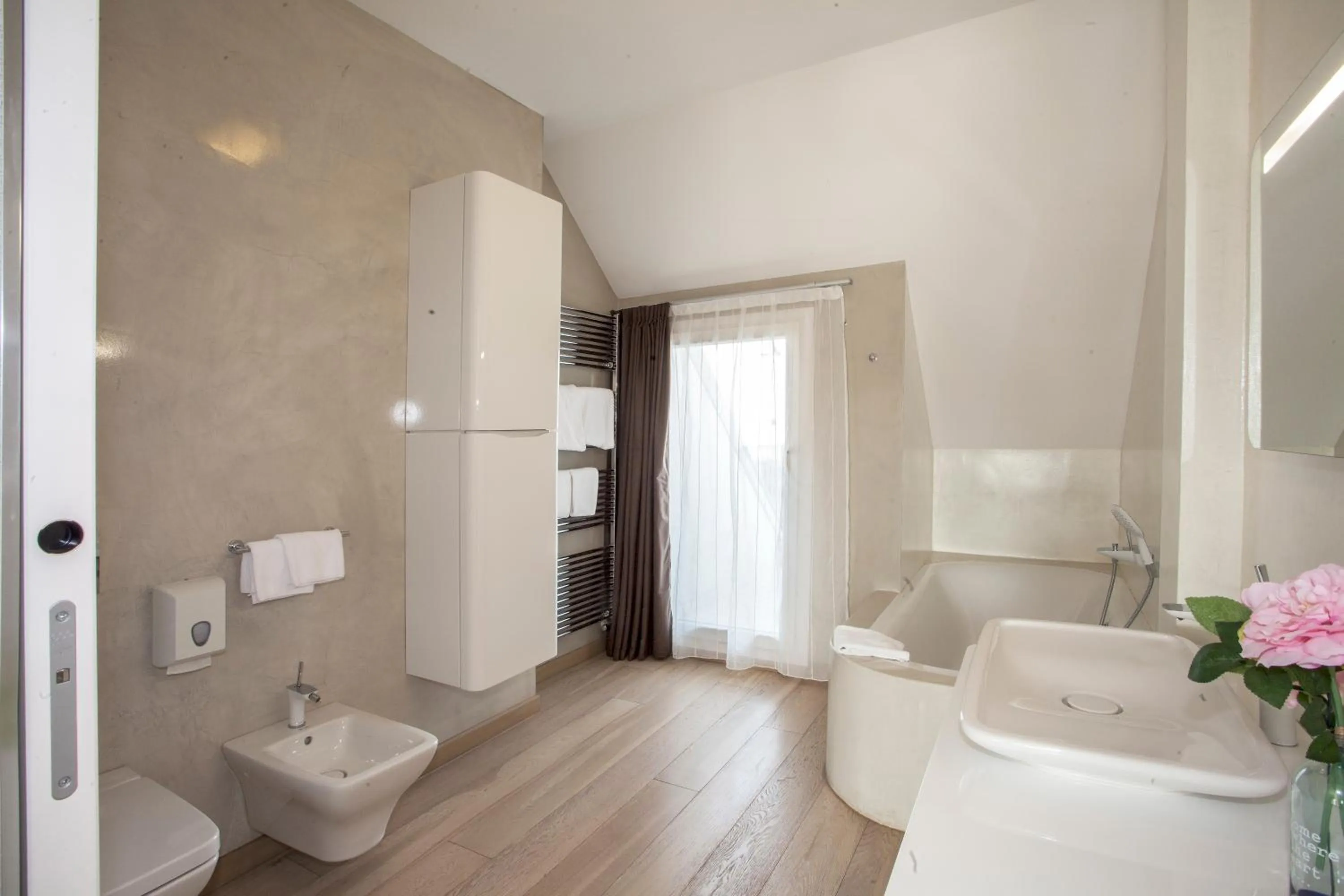 Pets in Canova Hotel