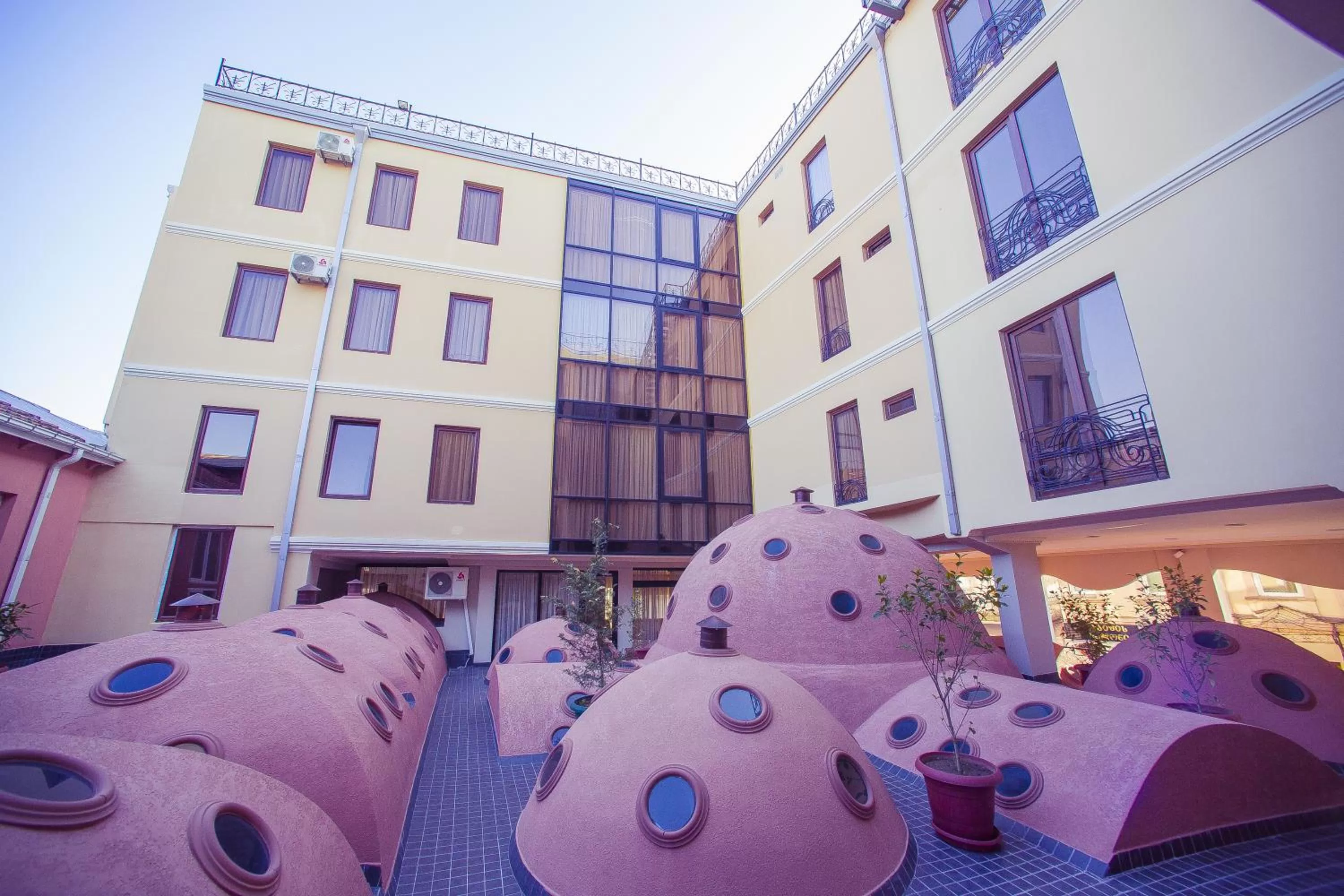 Facade/entrance in Royal Venezia Hotel