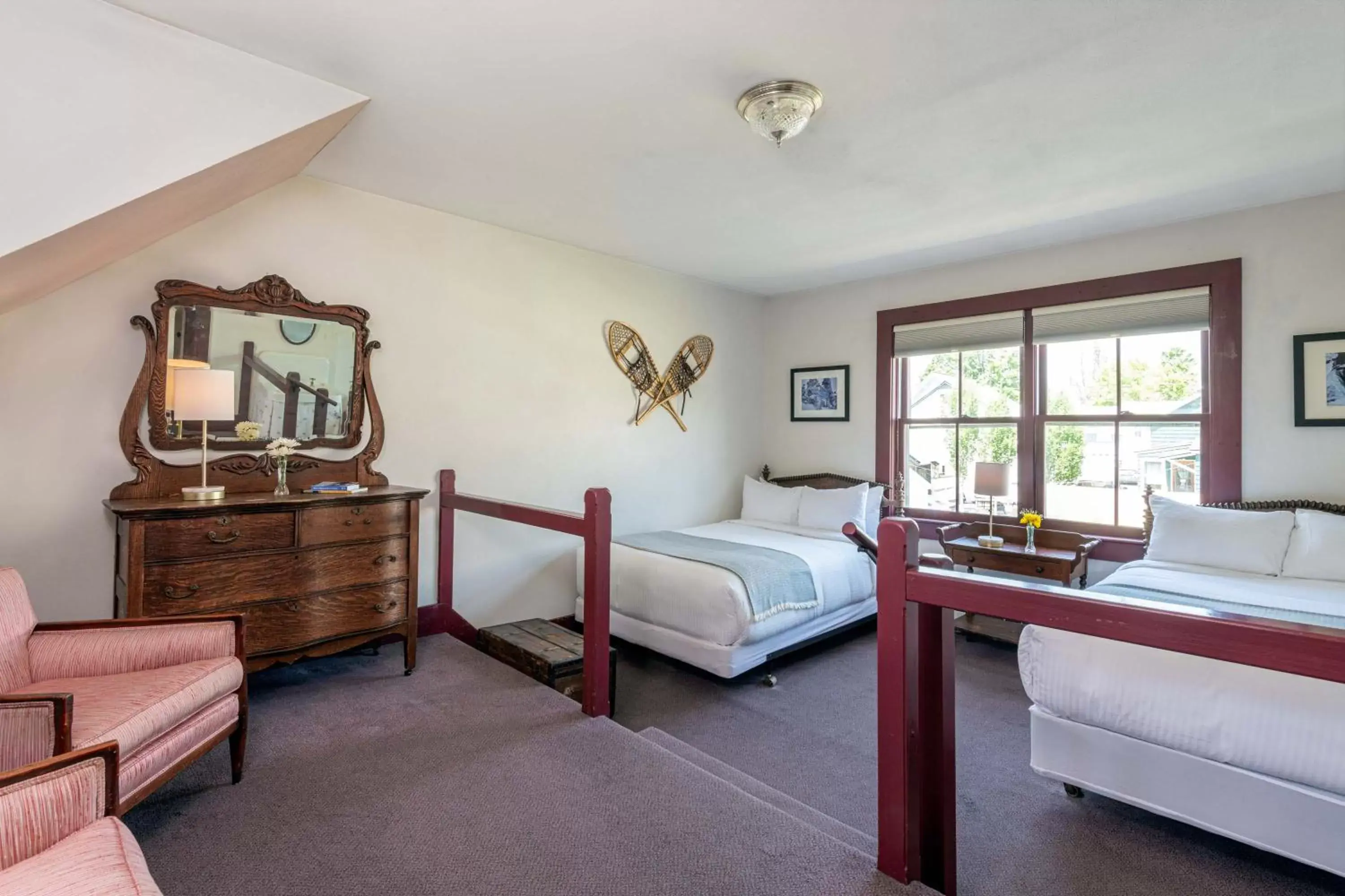 Standard Double Room with Shared Bathroom in Old Stagecoach Inn Standard Double Room with Shared Bathroom in Old Stagecoach Inn